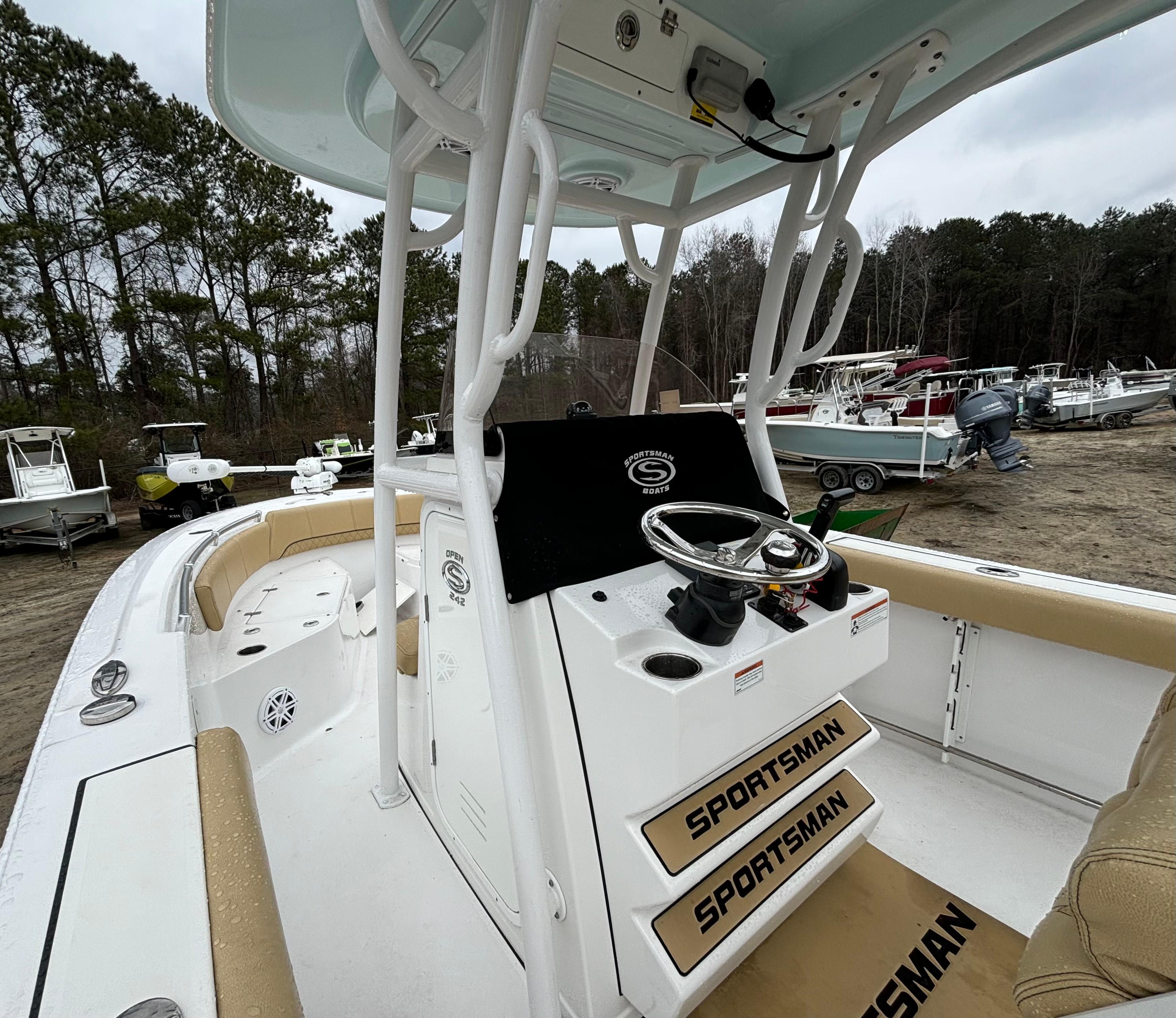 2021 Sportsman Open 242 Center Console - Image 7