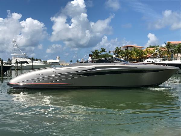 Photo of 2006 Riva 44'