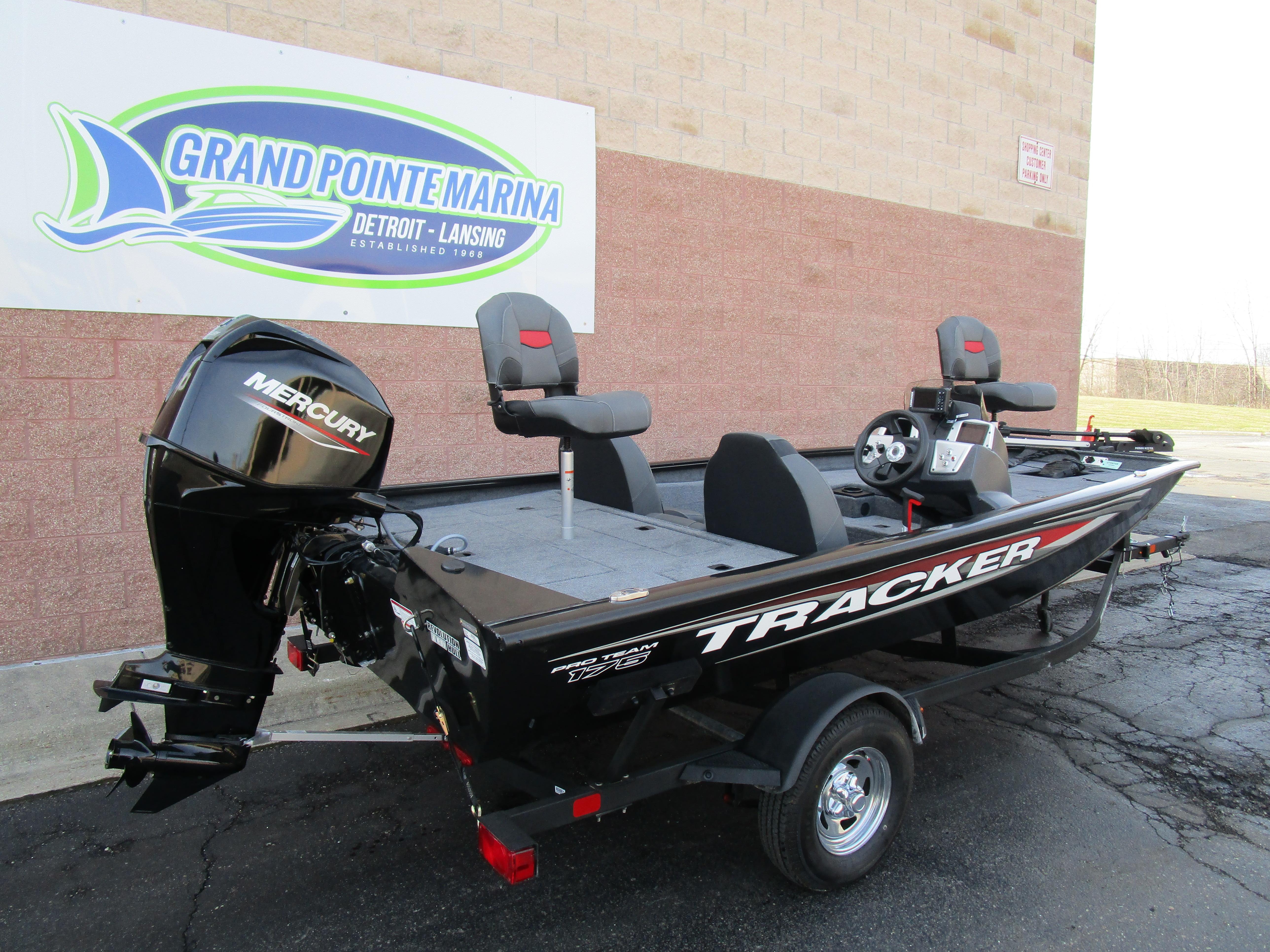 2025 Tracker Pro Team 175 TXW Gallery