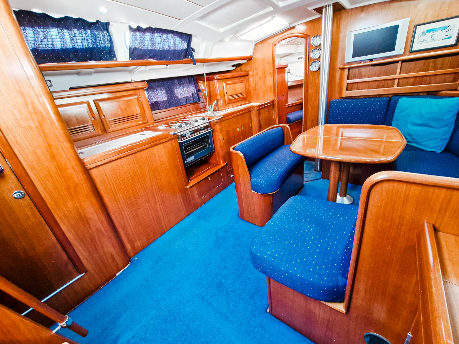 Yacht Photos Pics