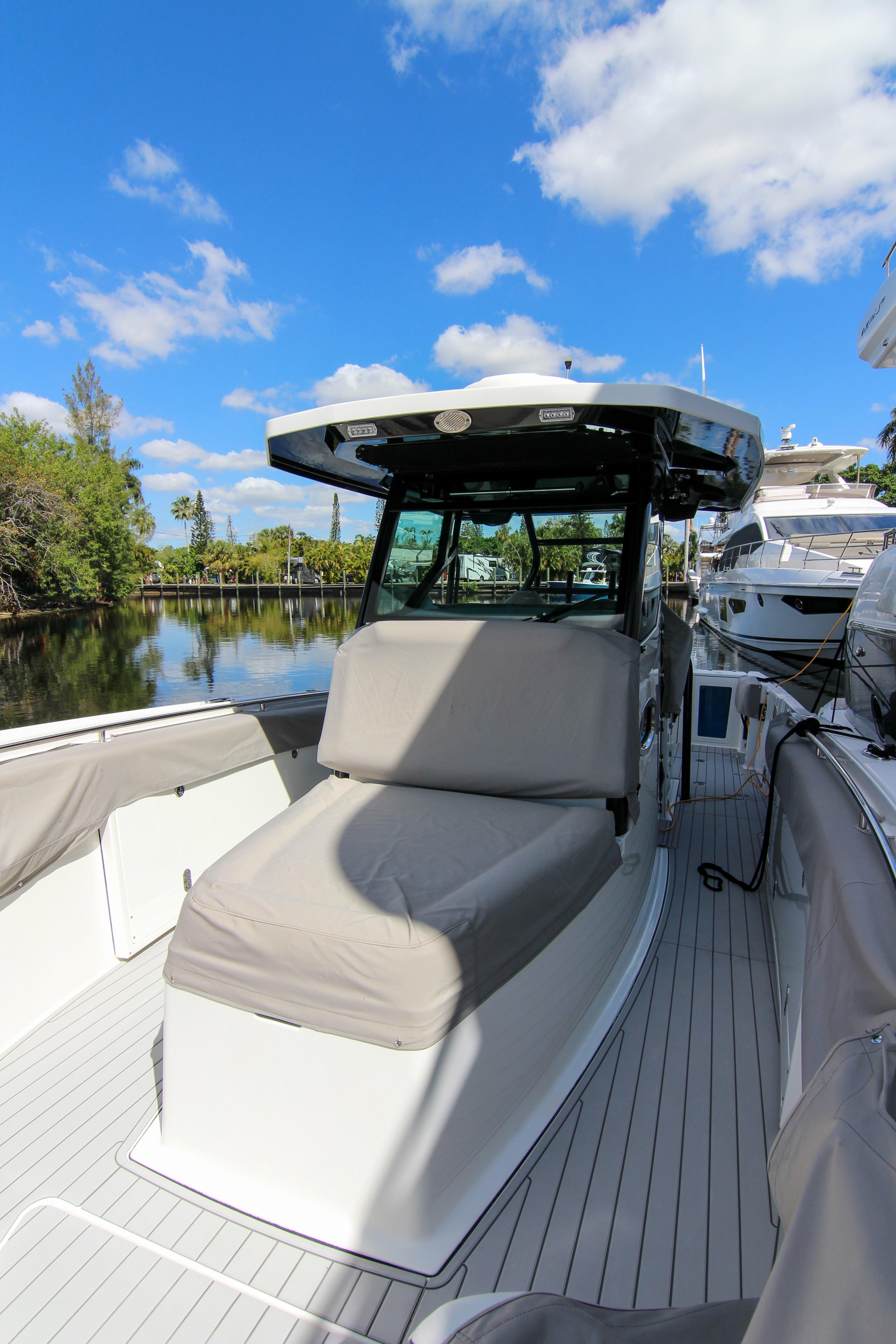 2020-blackfin-332-cc-power-9784522-20250506140218507-1_XLARGE