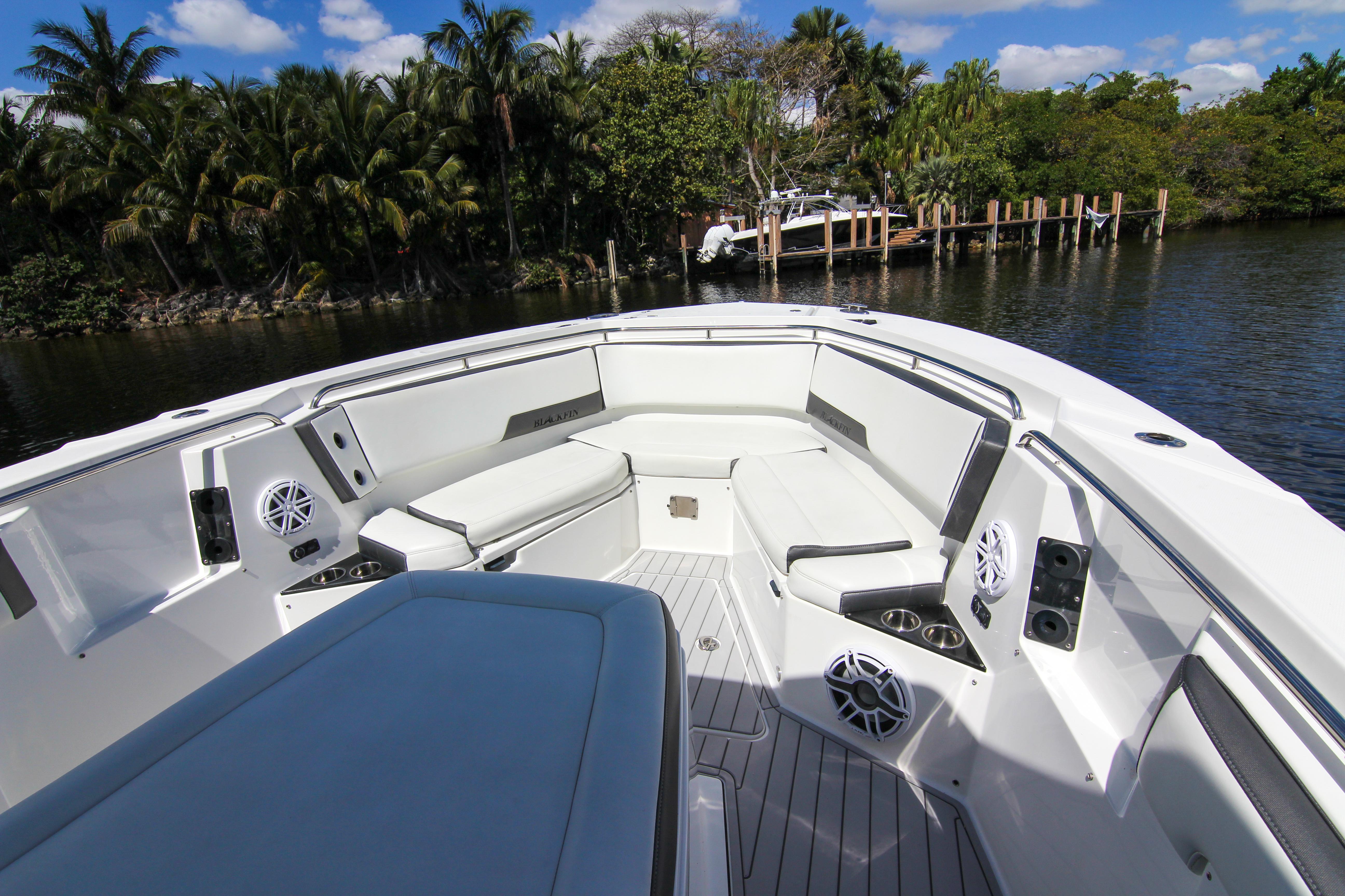 2020-blackfin-332-cc-power-9784522-20250506140309893-1_XLARGE