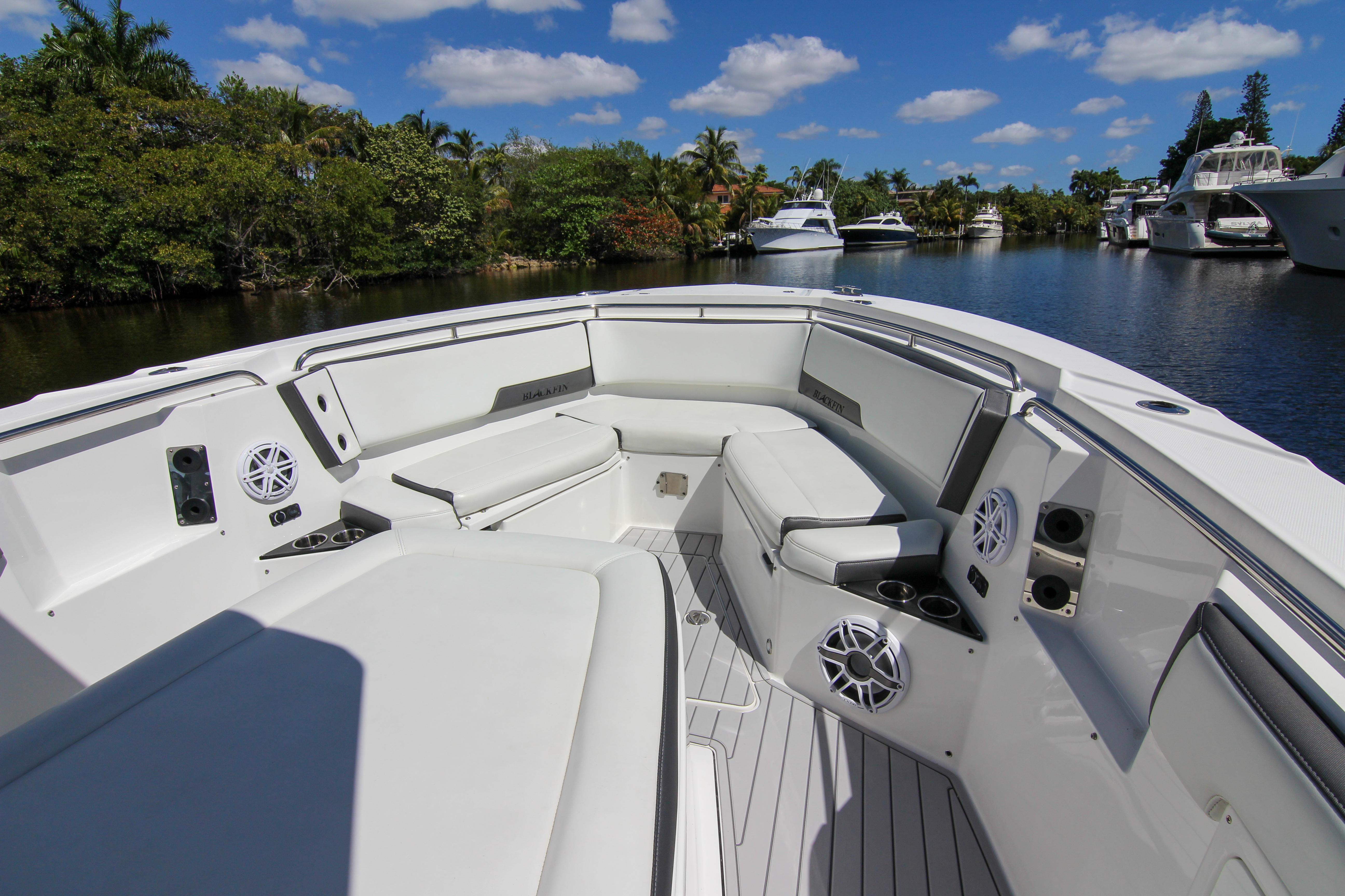 2020-blackfin-332-cc-power-9784522-20250506140313657-1_XLARGE