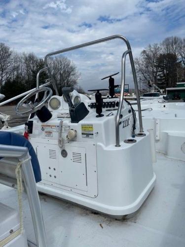 2007 Polar boat for sale, model of the boat is 2110 BAY BOAT & Image # 9 of 15