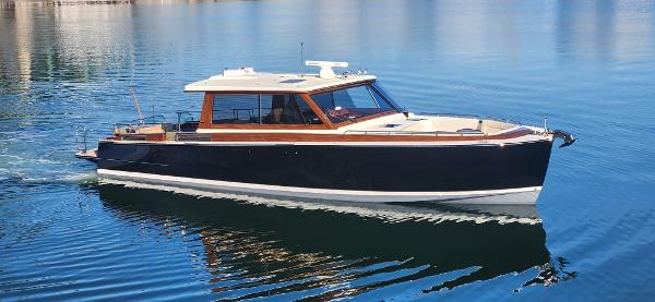 2024 Boston Boatworks Daychaser 48