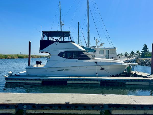 2004 Silverton 34 Convertible