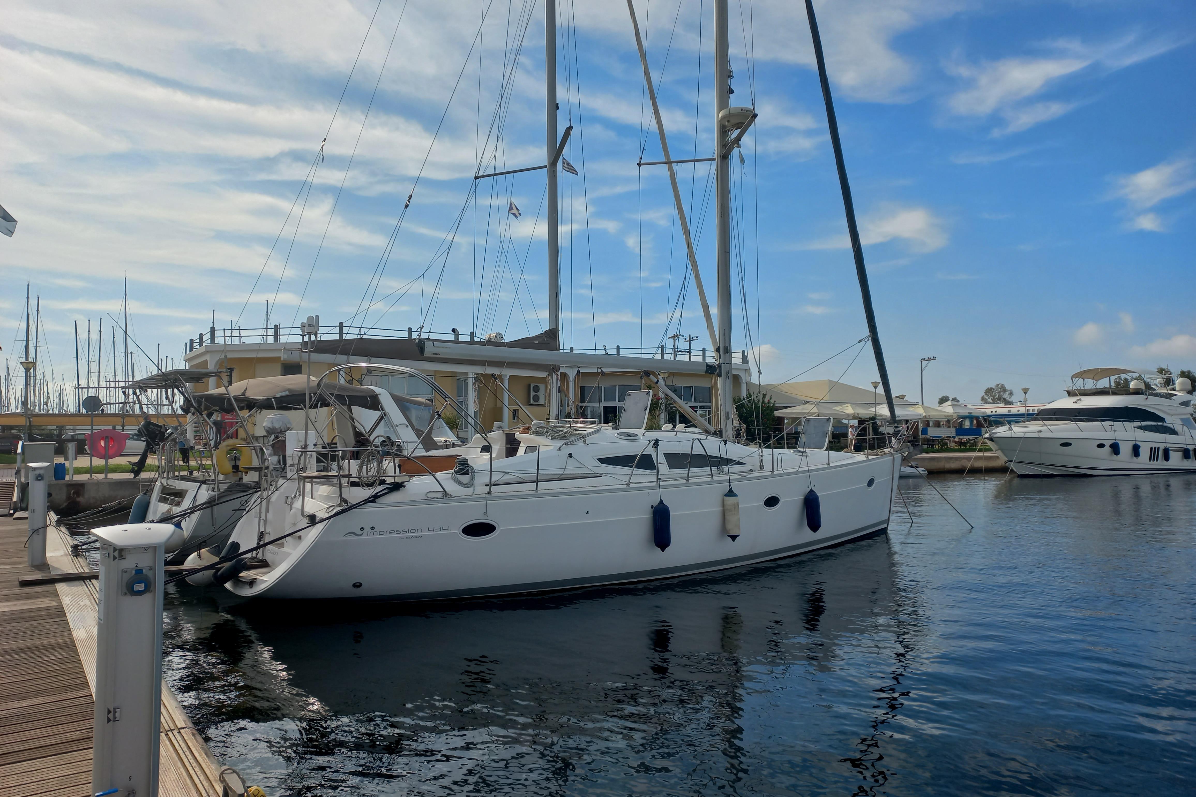 yacht-image