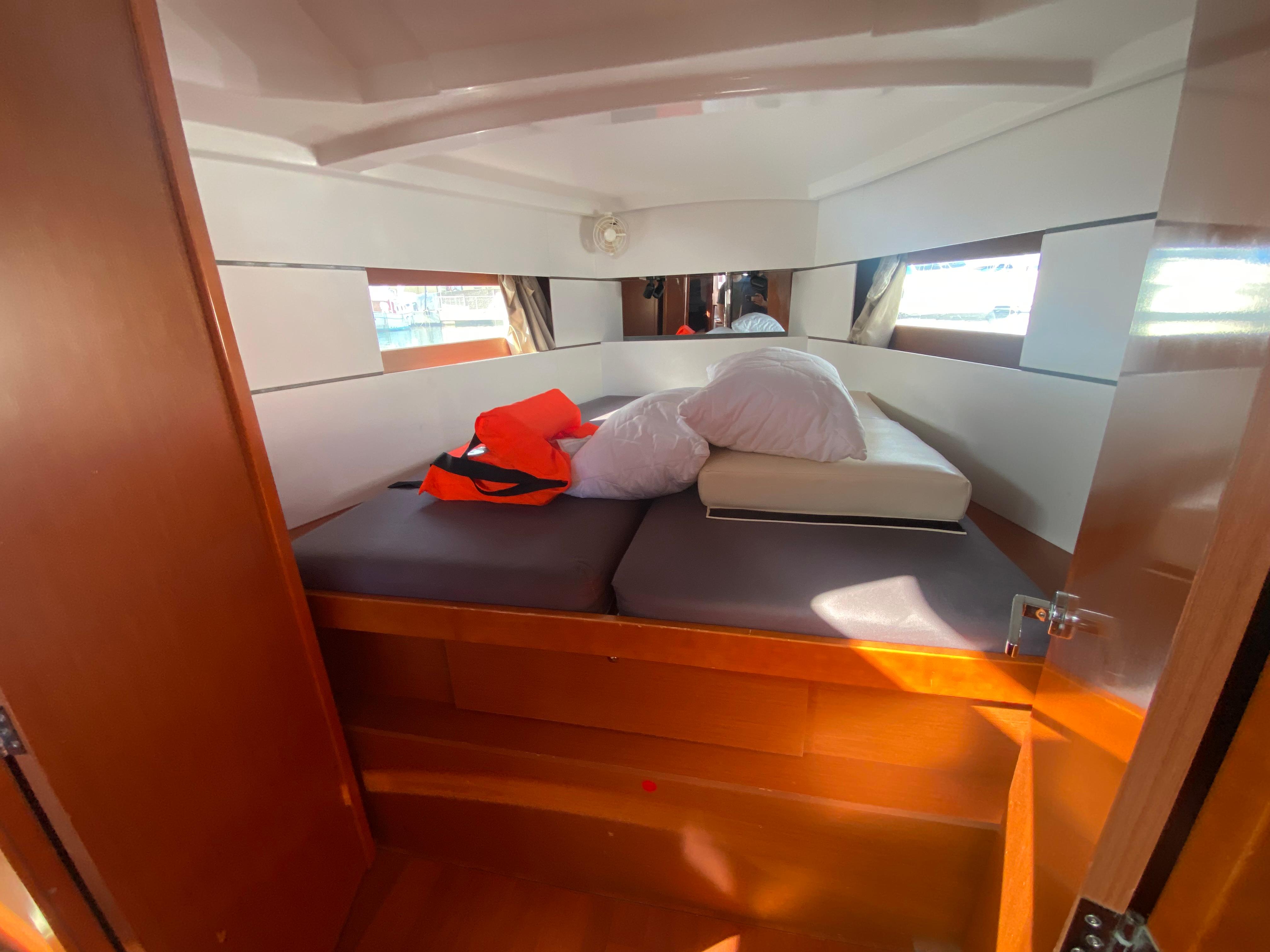 Yacht Photos Pics