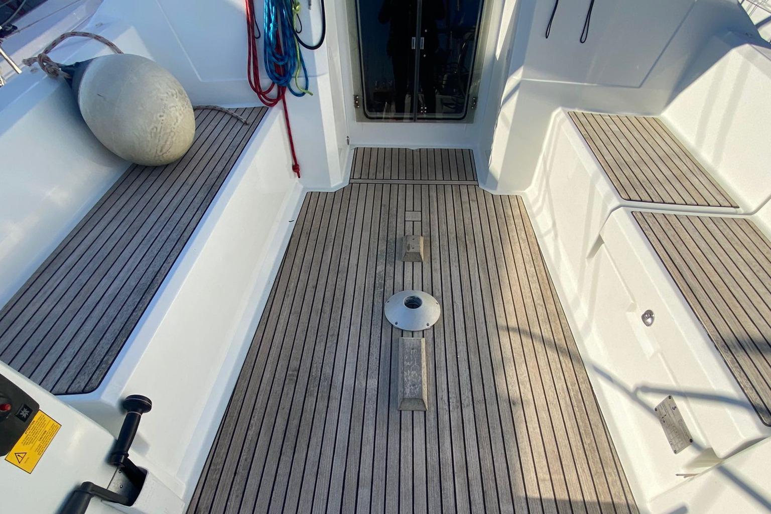 Yacht Photos Pics
