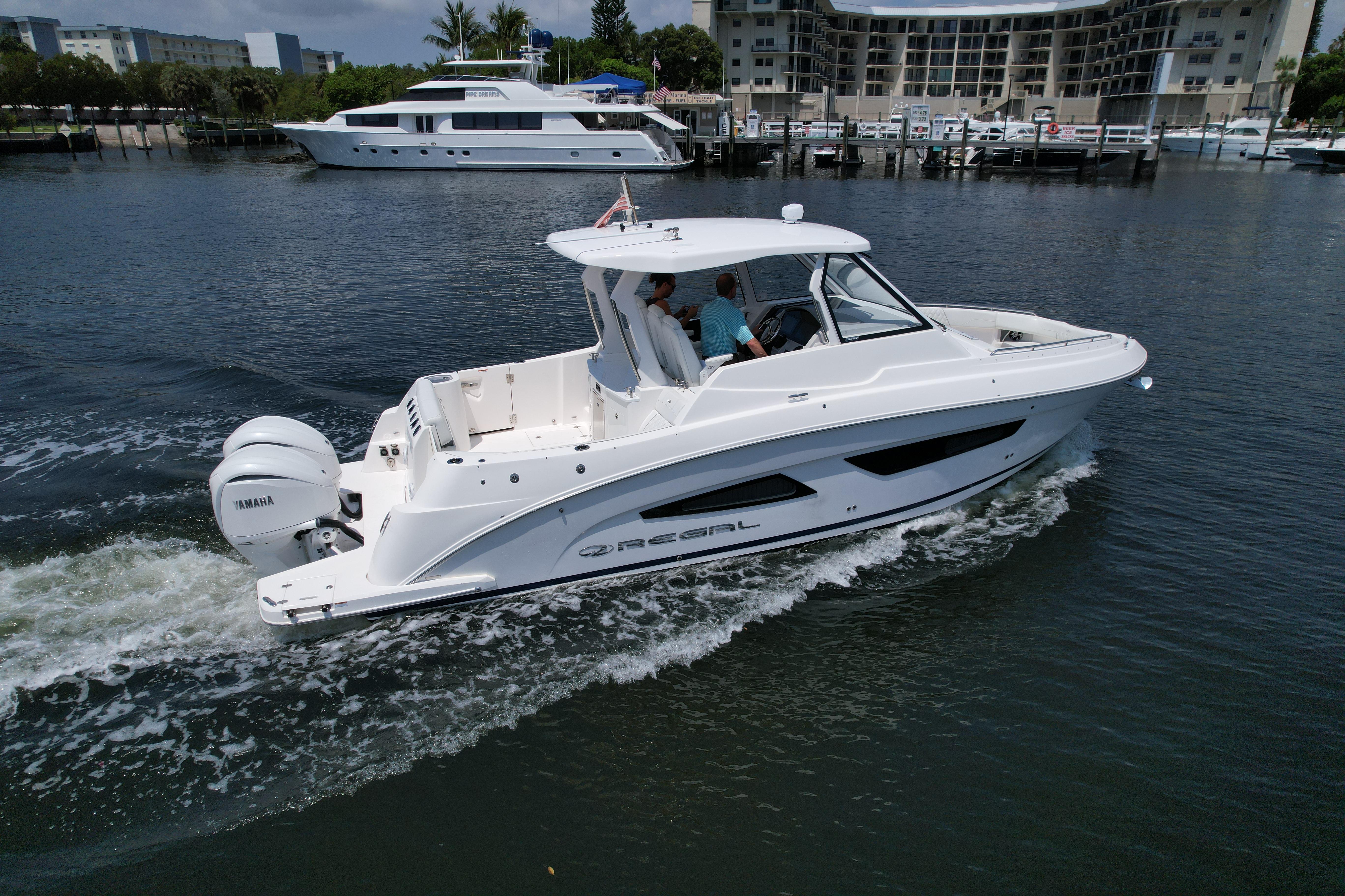 2023-regal-33-sav-power-9784539-20250530113650077-1_XLARGE