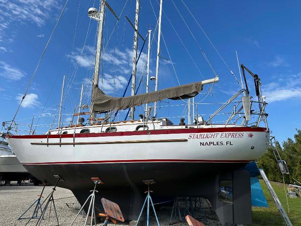 34' Pacific Seacraft, Listing Number 100915232, Image No. 28