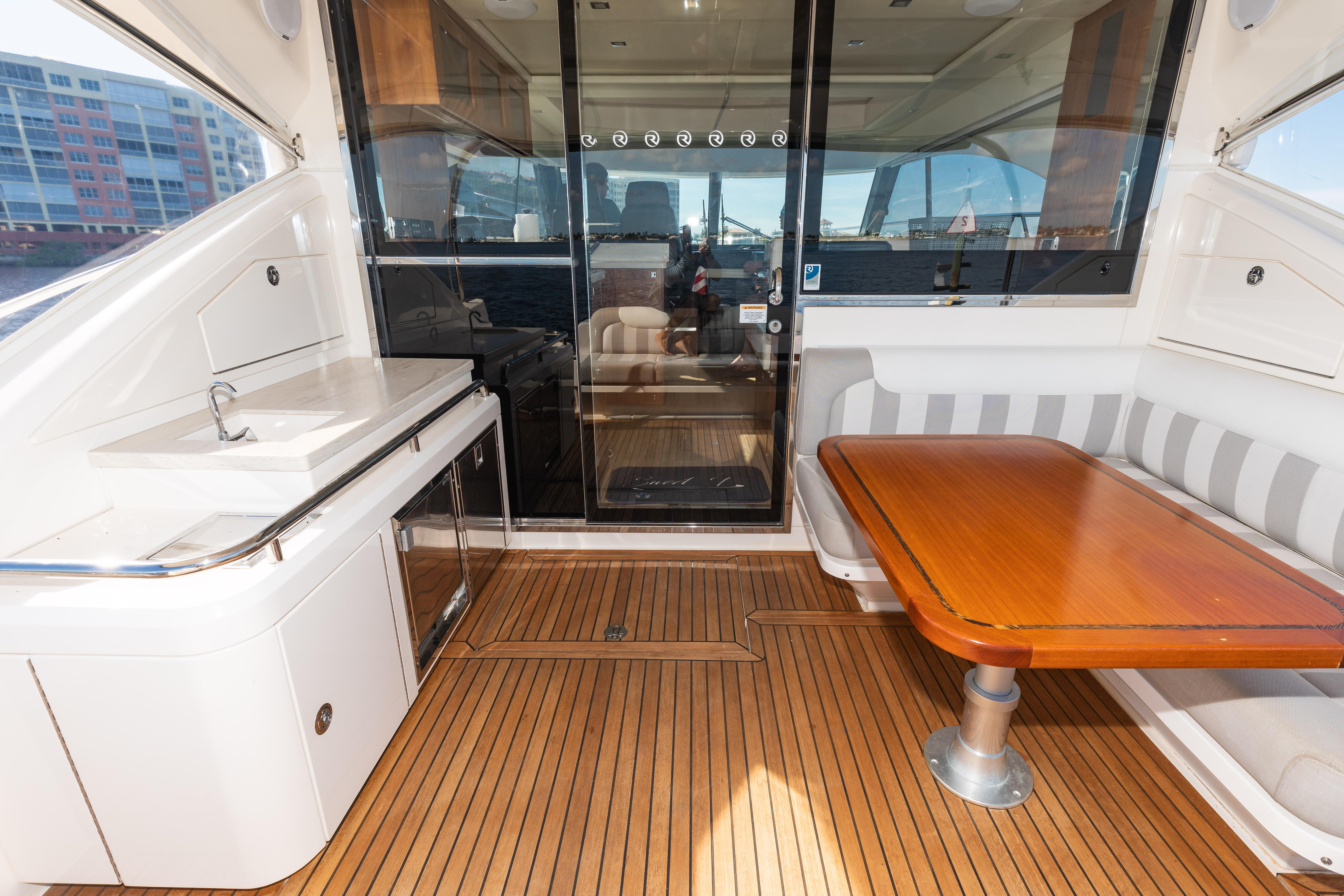 2017 Riviera 4800 sport yacht