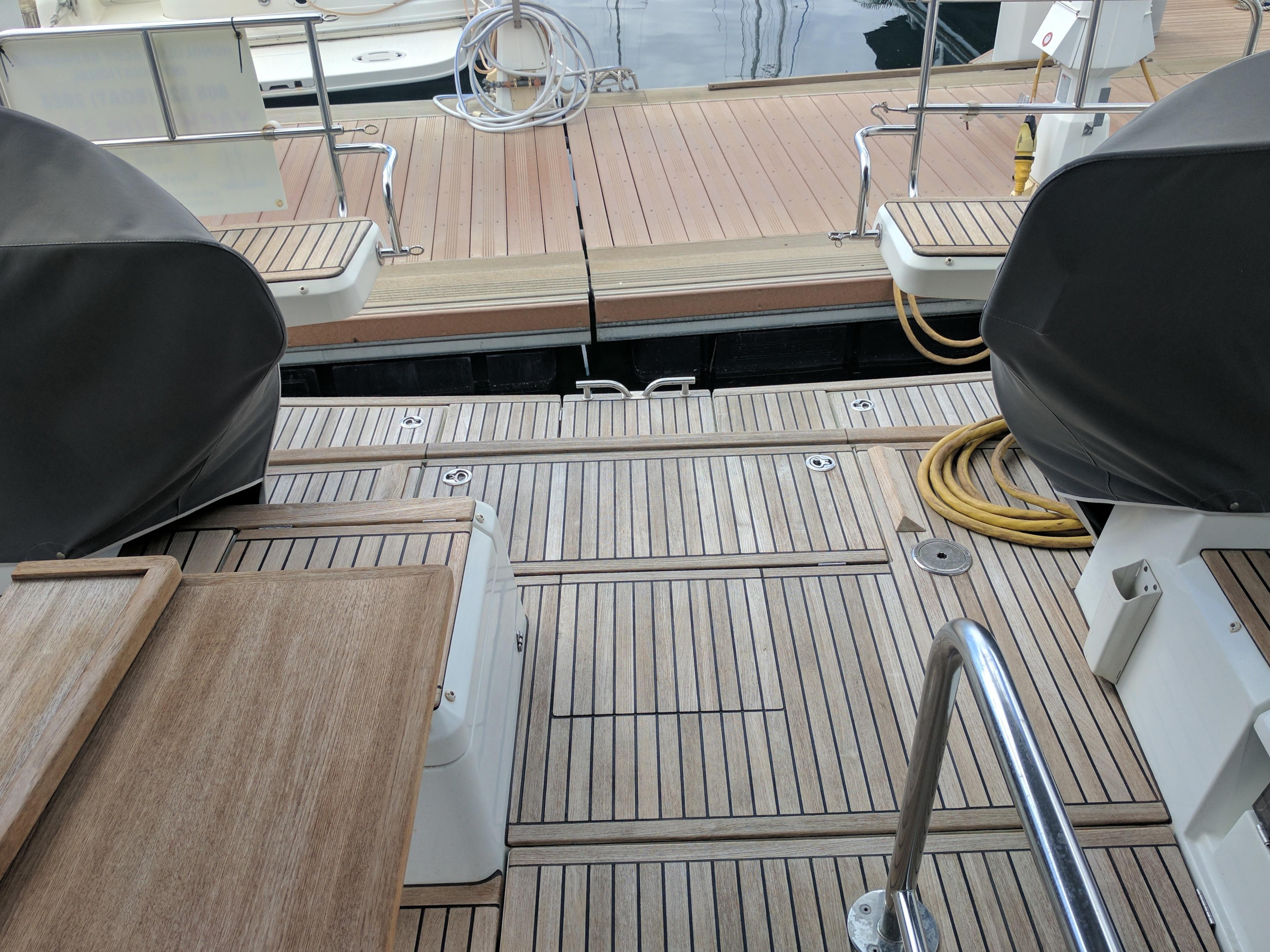 Yacht Photos Pics