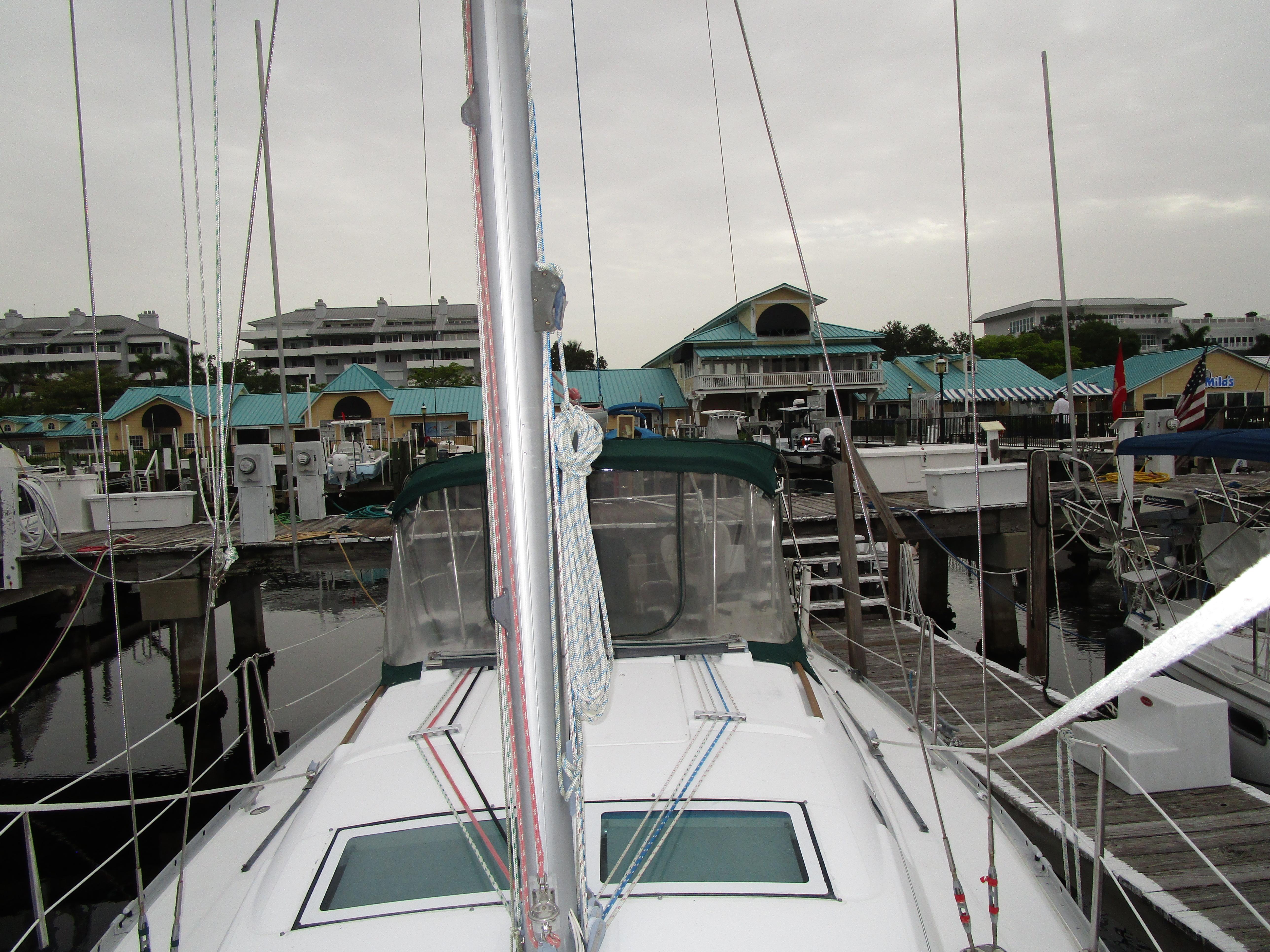 34' Beneteau, Listing Number 100917296, Image No. 13