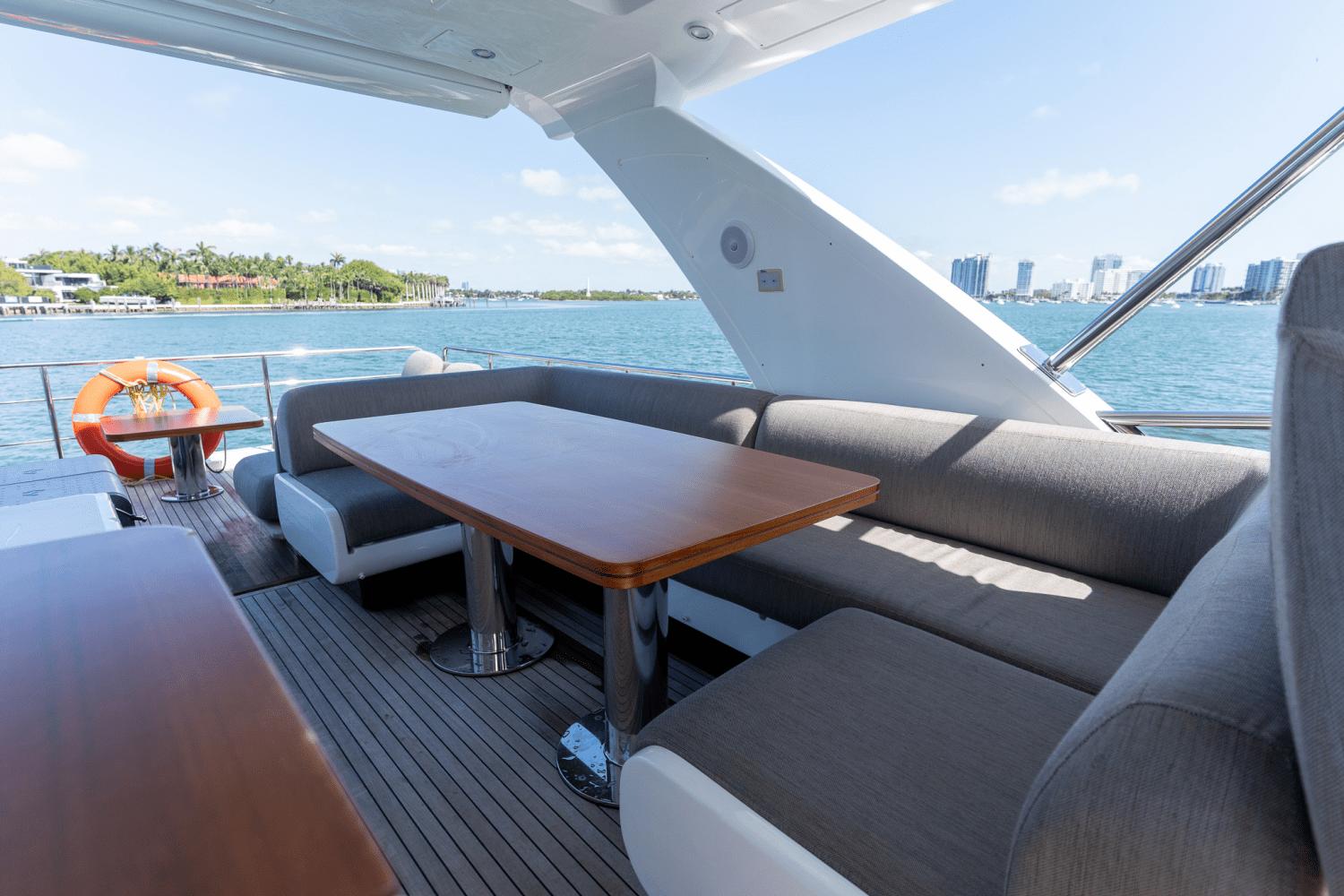 2023-azimut-60-fly-power-9124544-978935876-0-220520250719-47