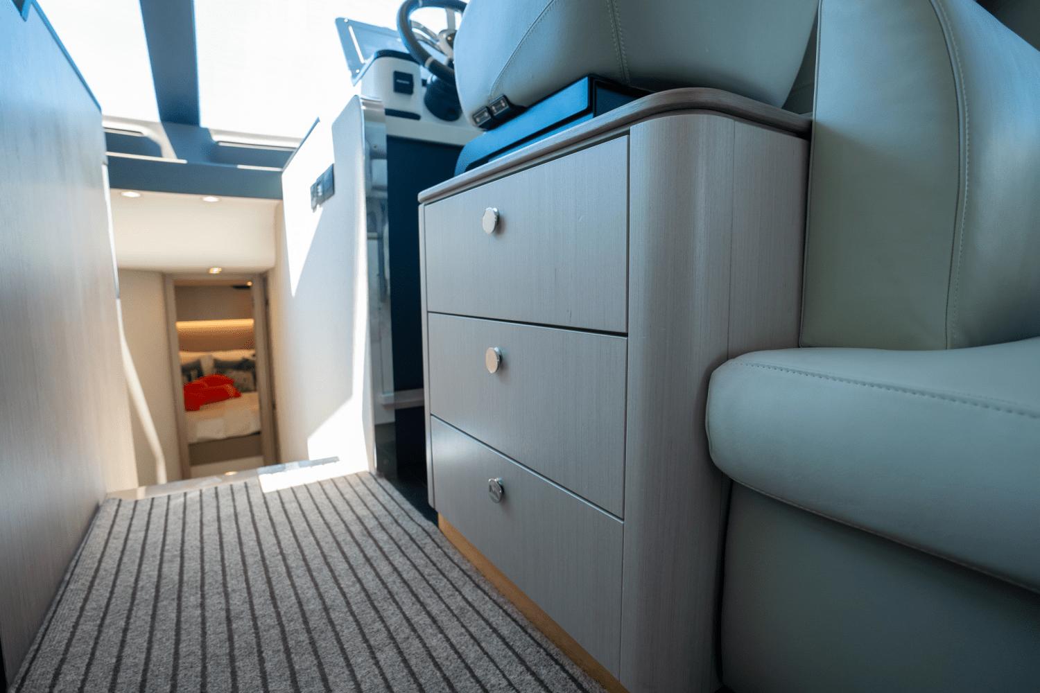 2023-azimut-60-fly-power-9124544-978935878-0-220520250720-68
