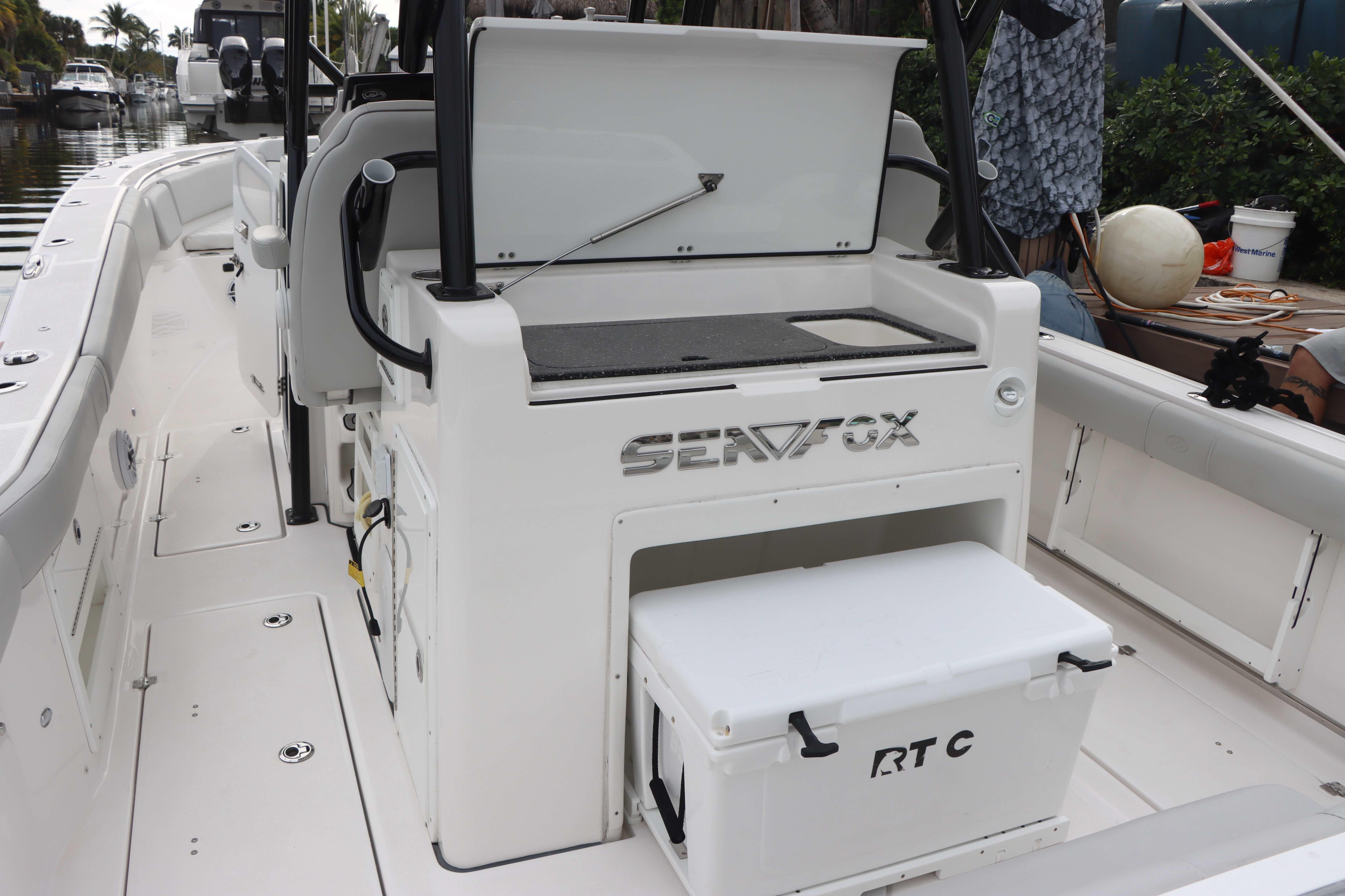 2023-sea-fox-328-commander-power-9714550-20250324084859918-1_XLARGE