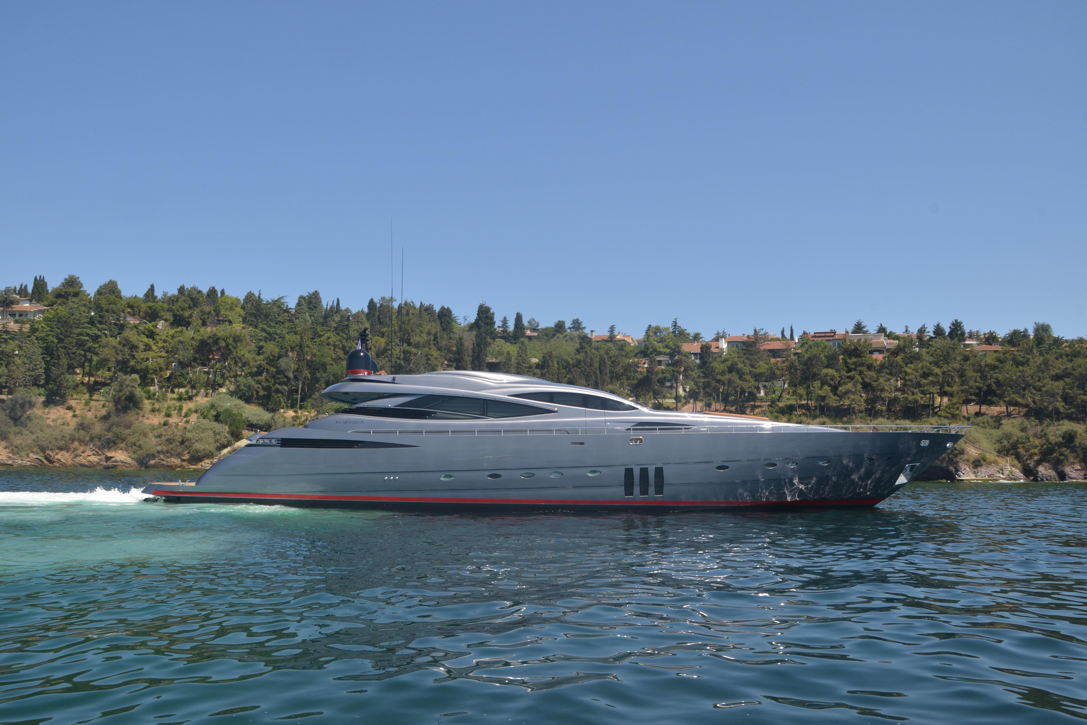 Pershing 115