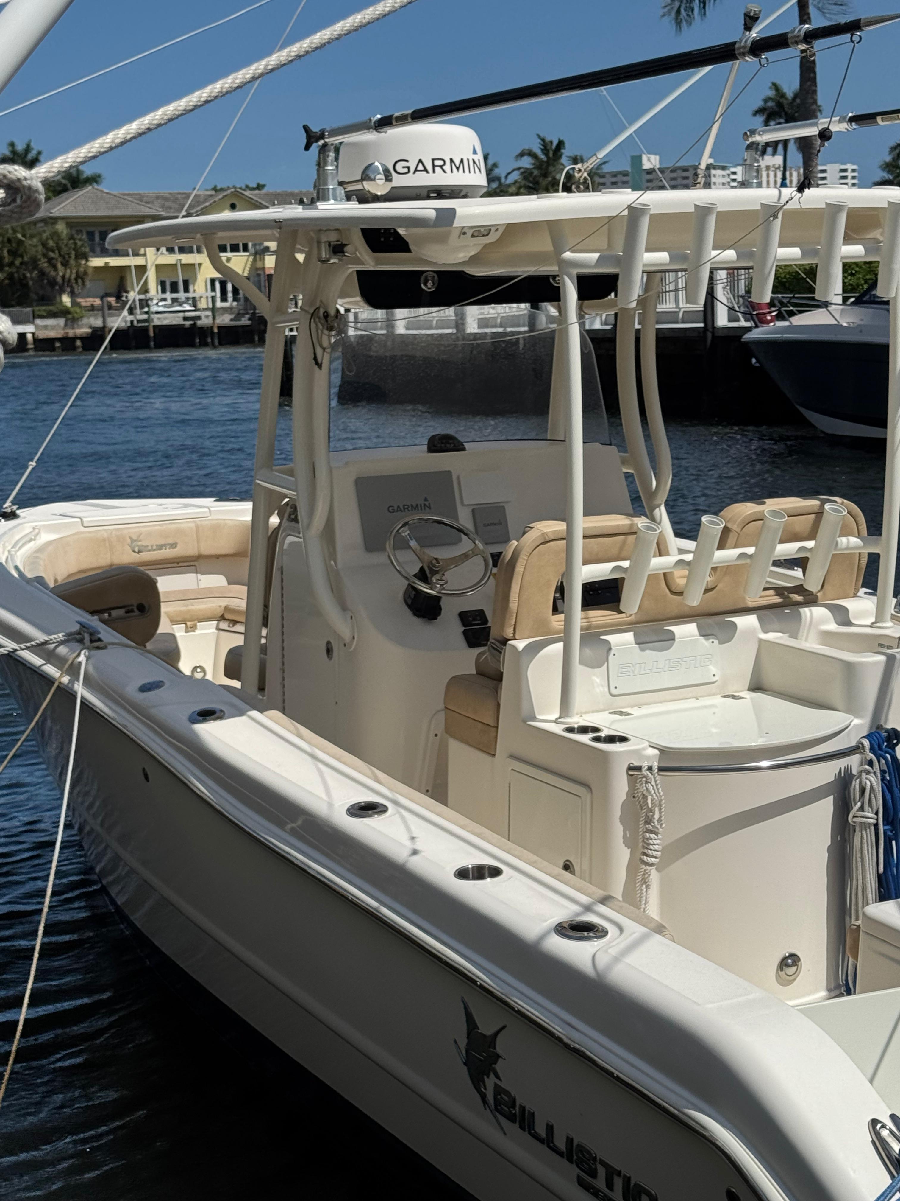 2018-key-west-billistic-281-center-console-power-9744554-20250402075529195-1_XLARGE
