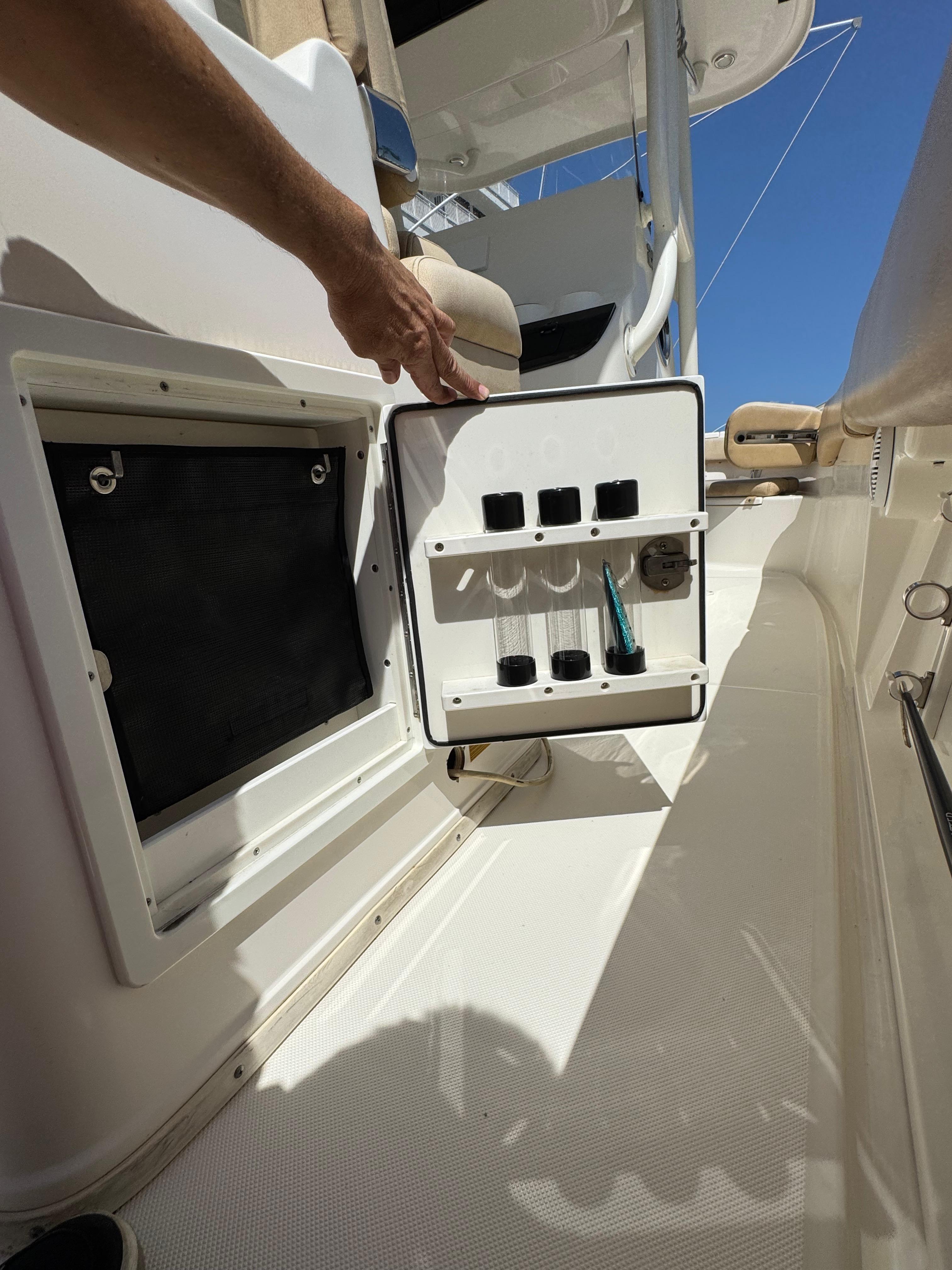 2018-key-west-billistic-281-center-console-power-9744554-20250402075606671-1_XLARGE