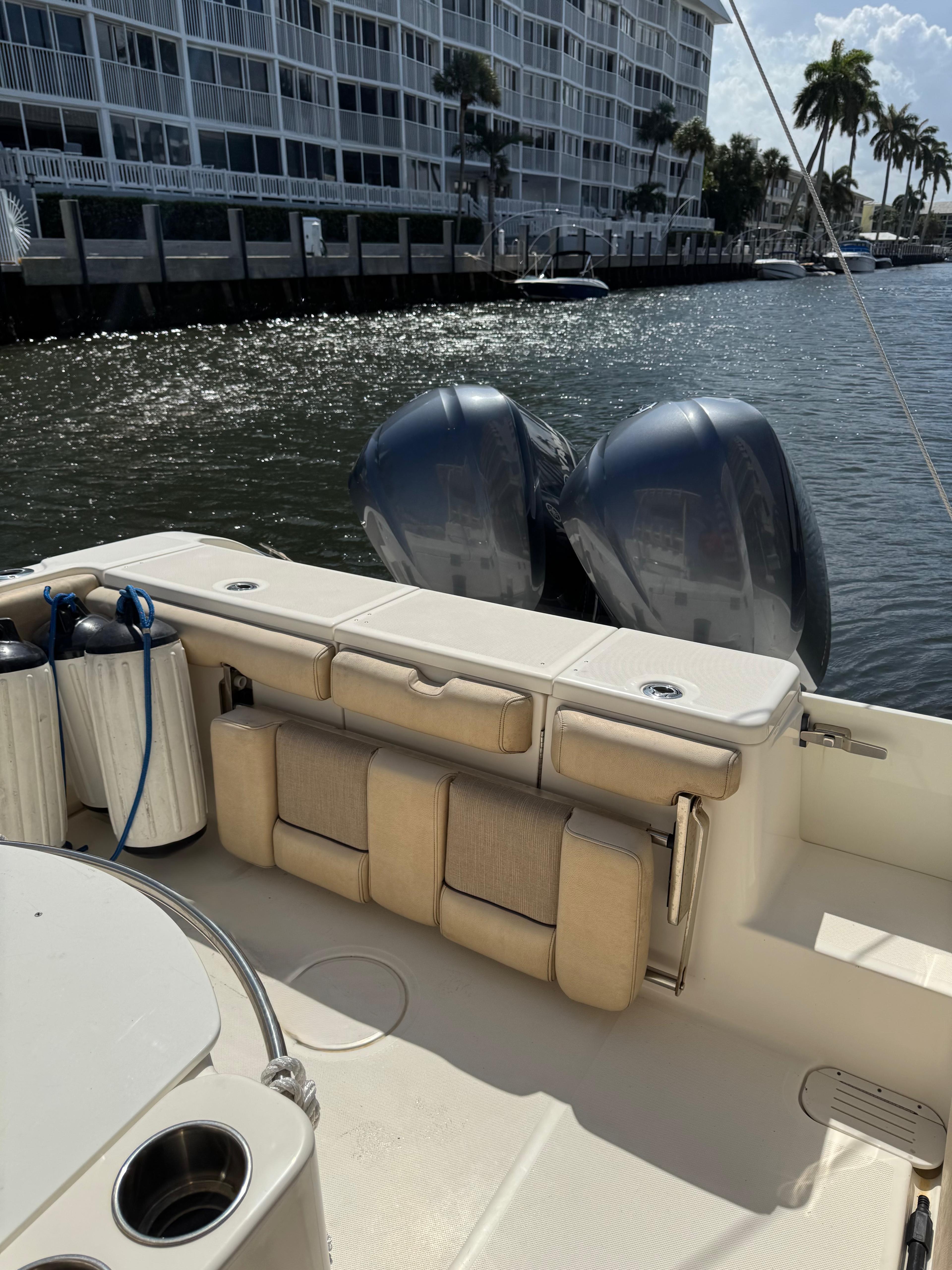 2018-key-west-billistic-281-center-console-power-9744554-20250402081055935-1_XLARGE