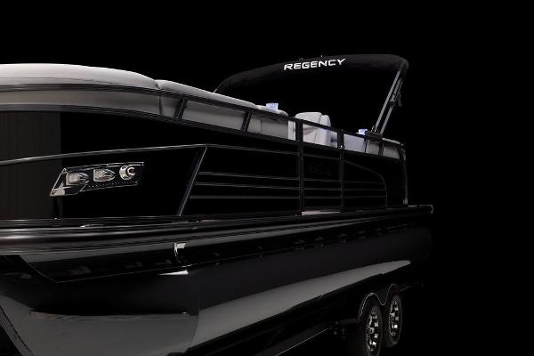 2022 Regency boat for sale, model of the boat is 230 DL3 & Image # 27 of 38
