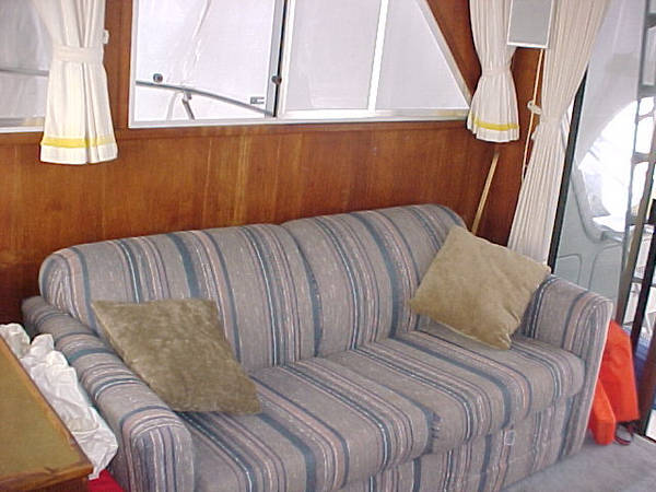 Main Salon Aft