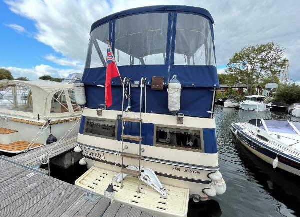 1984 Birchwood 31 Commodore