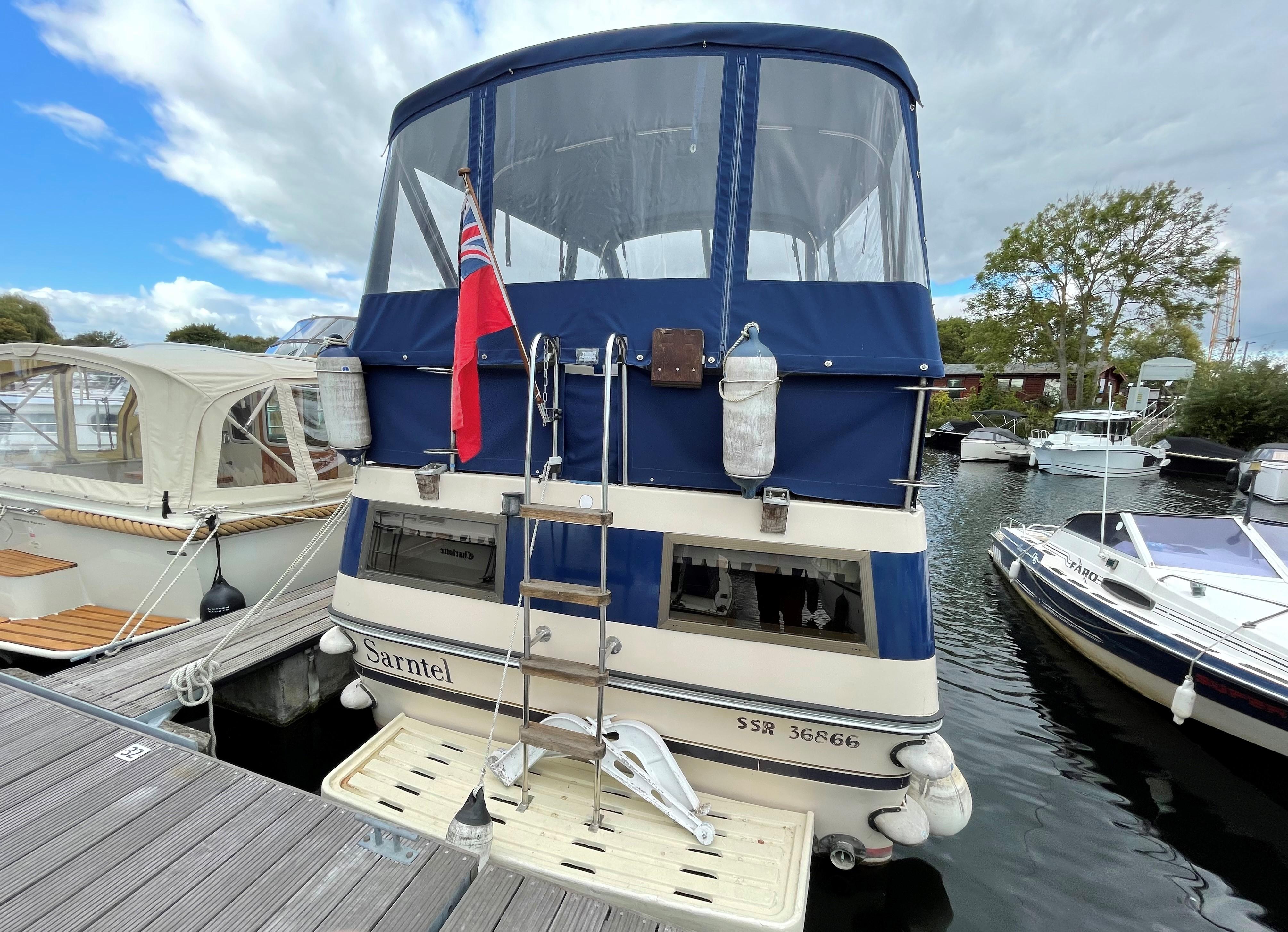 1984 Birchwood 31 Commodore