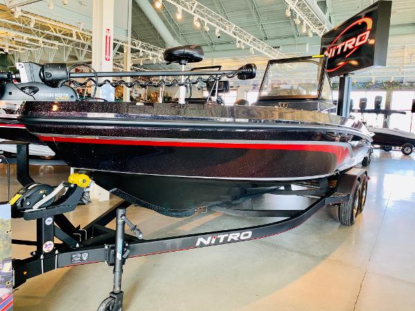 2020 Nitro boat for sale, model of the boat is ZV20 & Image # 5 of 58