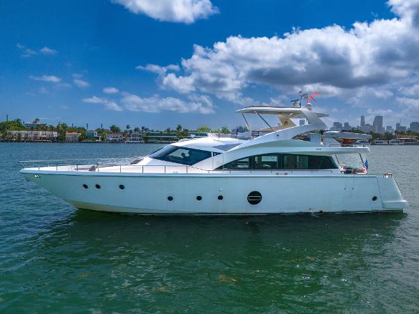 Photo of 2008 Aicon 75'