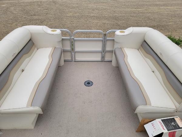 2000 Sylvan boat for sale, model of the boat is Elite & Image # 17 of 17