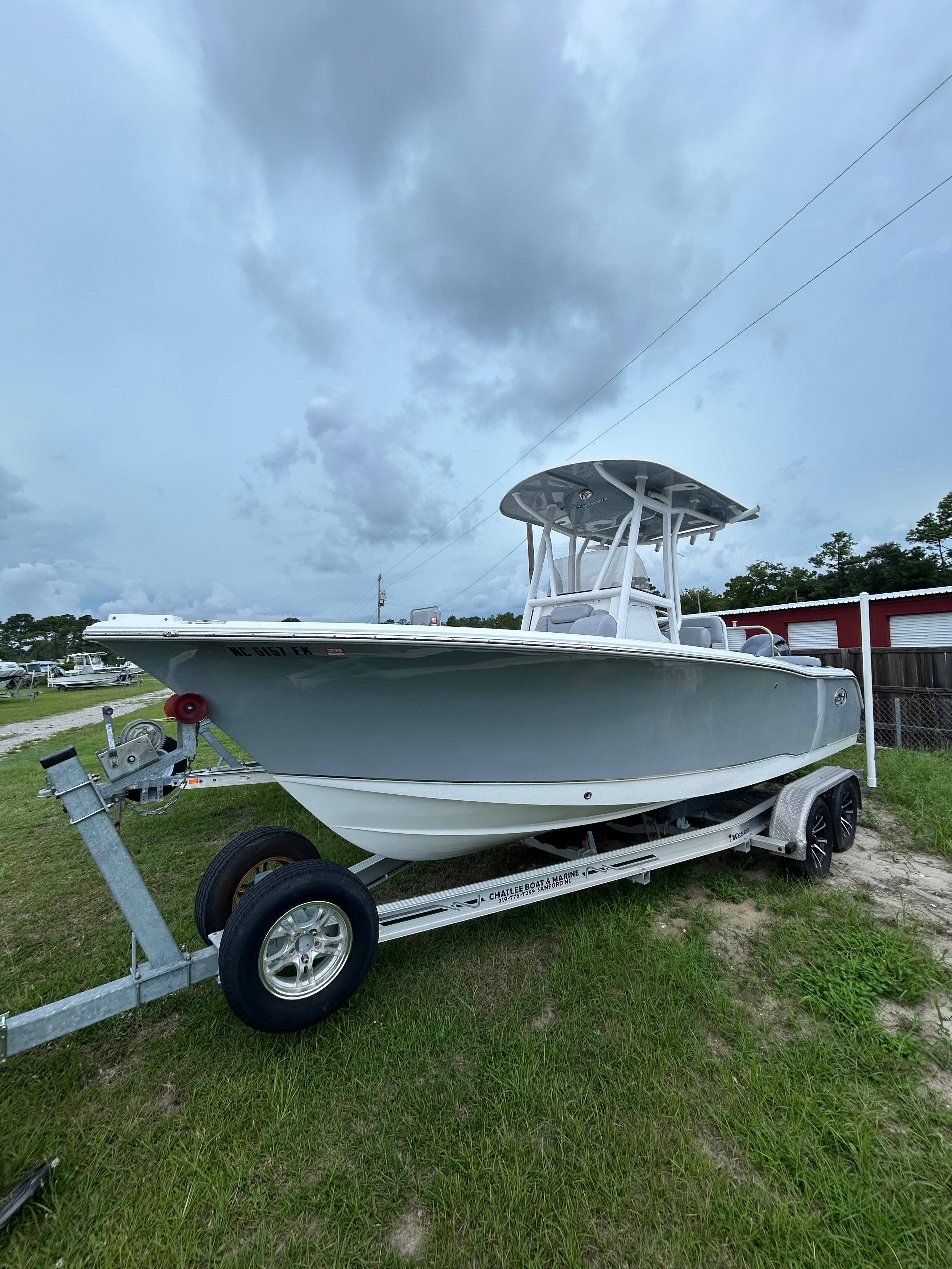 2019 Sea Hunt Ultra 225