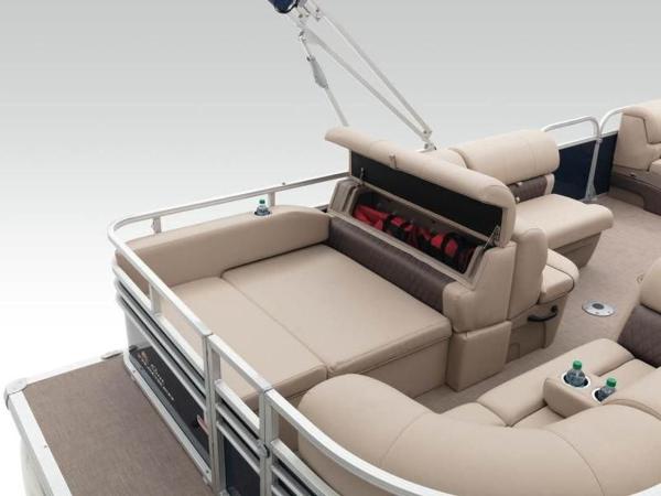 2022 Sun Tracker boat for sale, model of the boat is PARTY BARGE® 22 RF XP3 & Image # 25 of 63