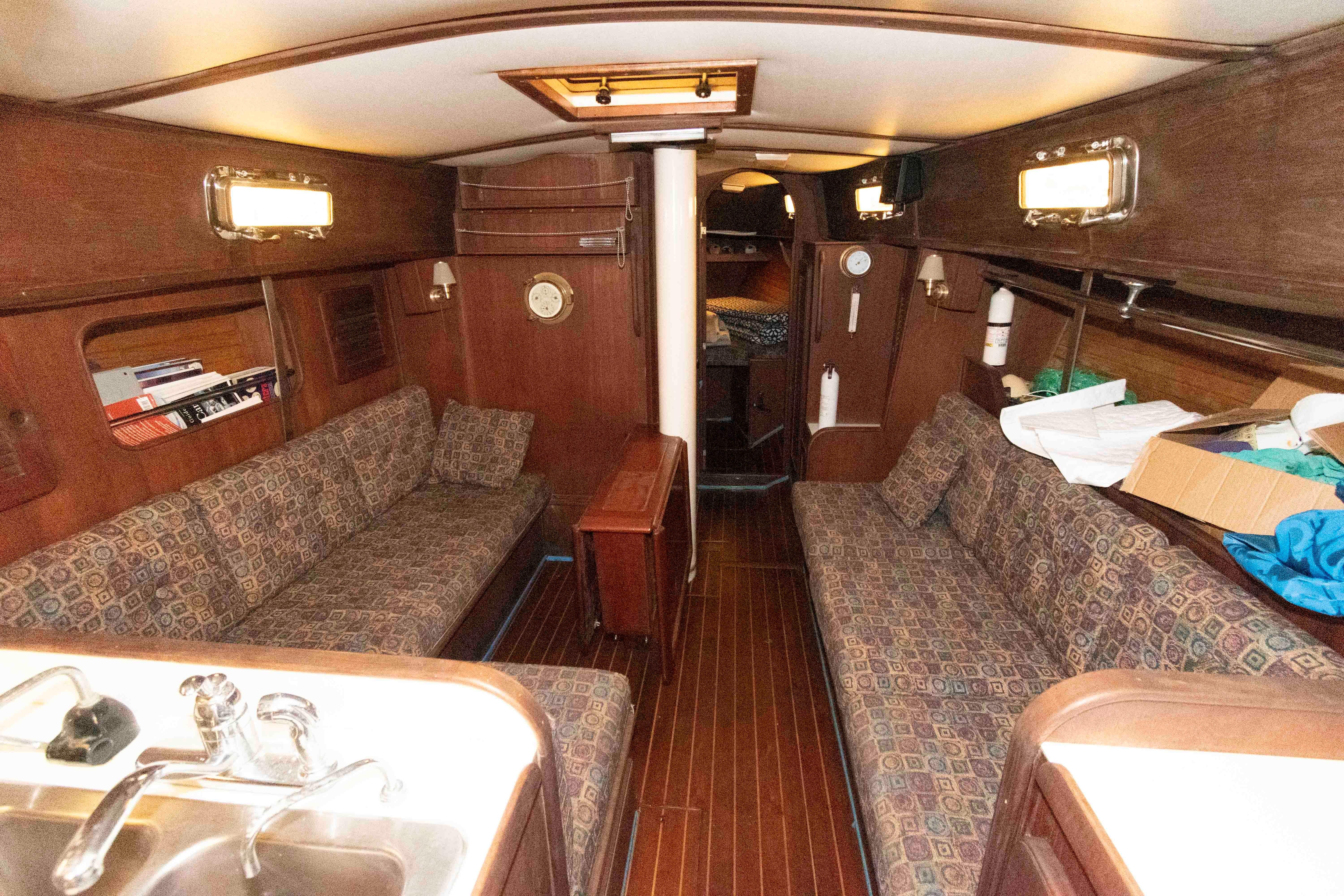 M 10501 JP Knot 10 Yacht Sales M 10501 JP Knot 10 Yacht Sales