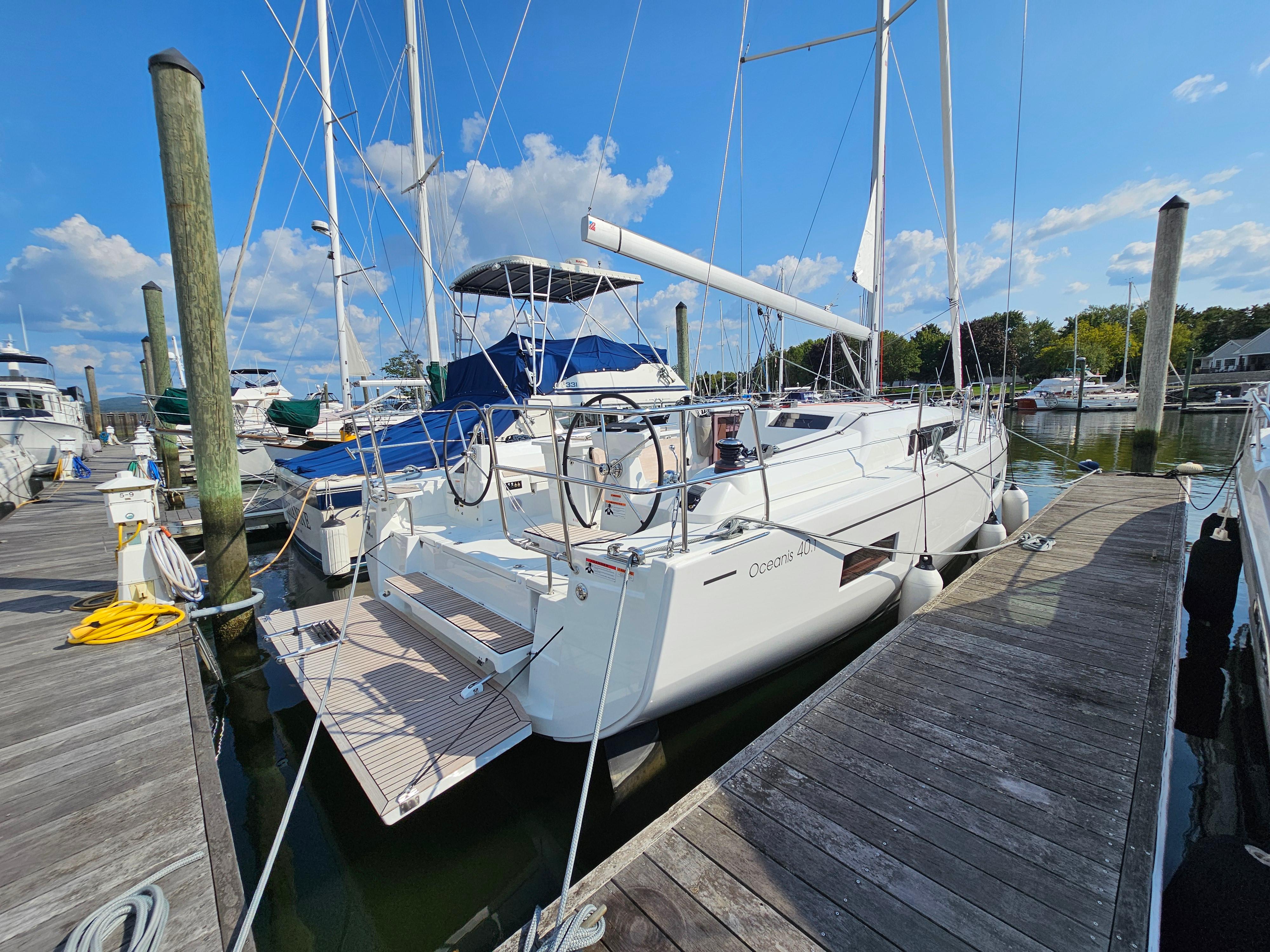 Newport RI Yacht Brokerage