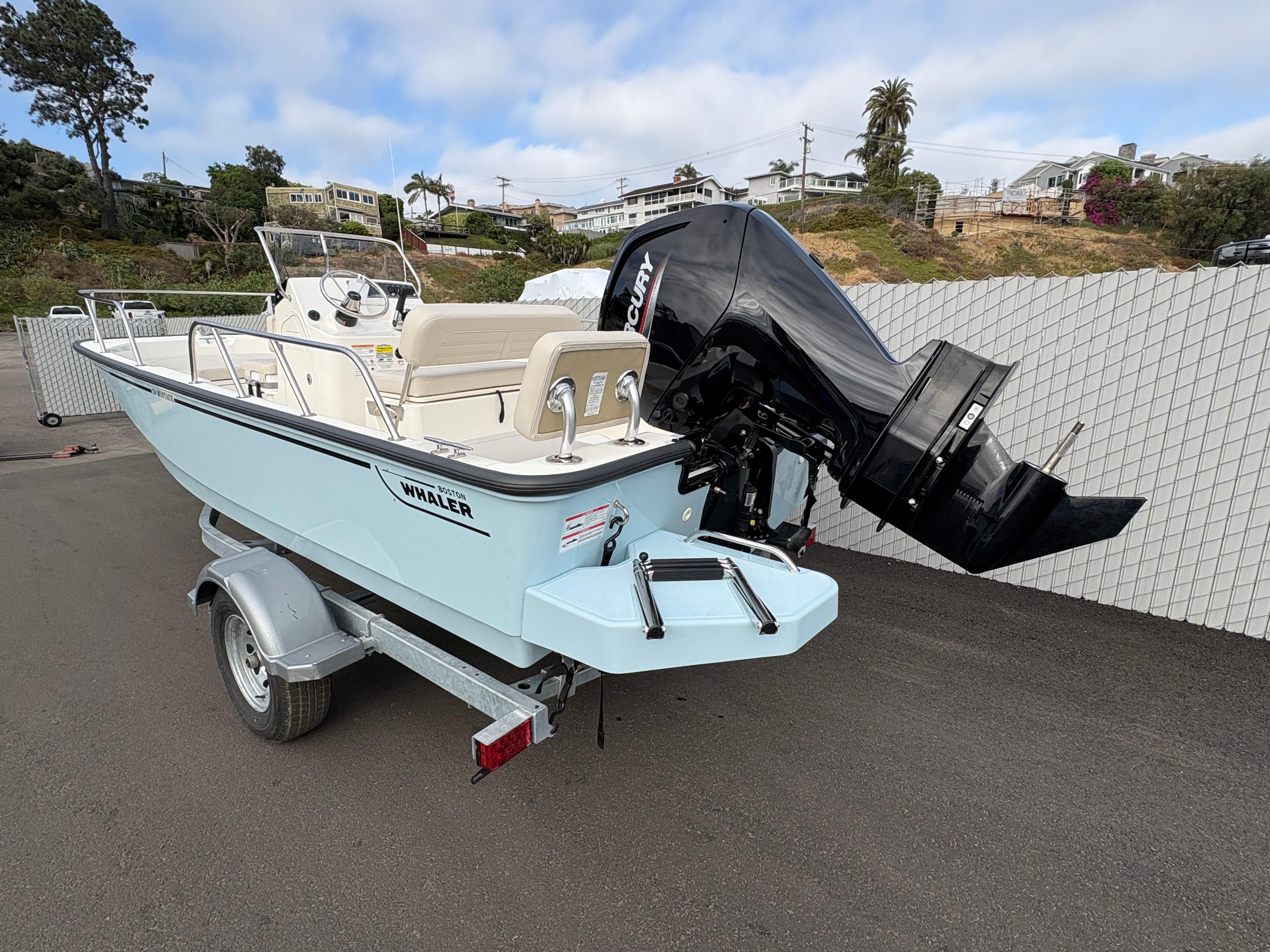 2025 Boston Whaler 170 Montauk #BW0606D inventory image at Sun Country Marine Group, Newport Beach 2025 Boston Whaler 170 Montauk #BW0606D inventory image at Sun Country Marine Group, Newport Beach