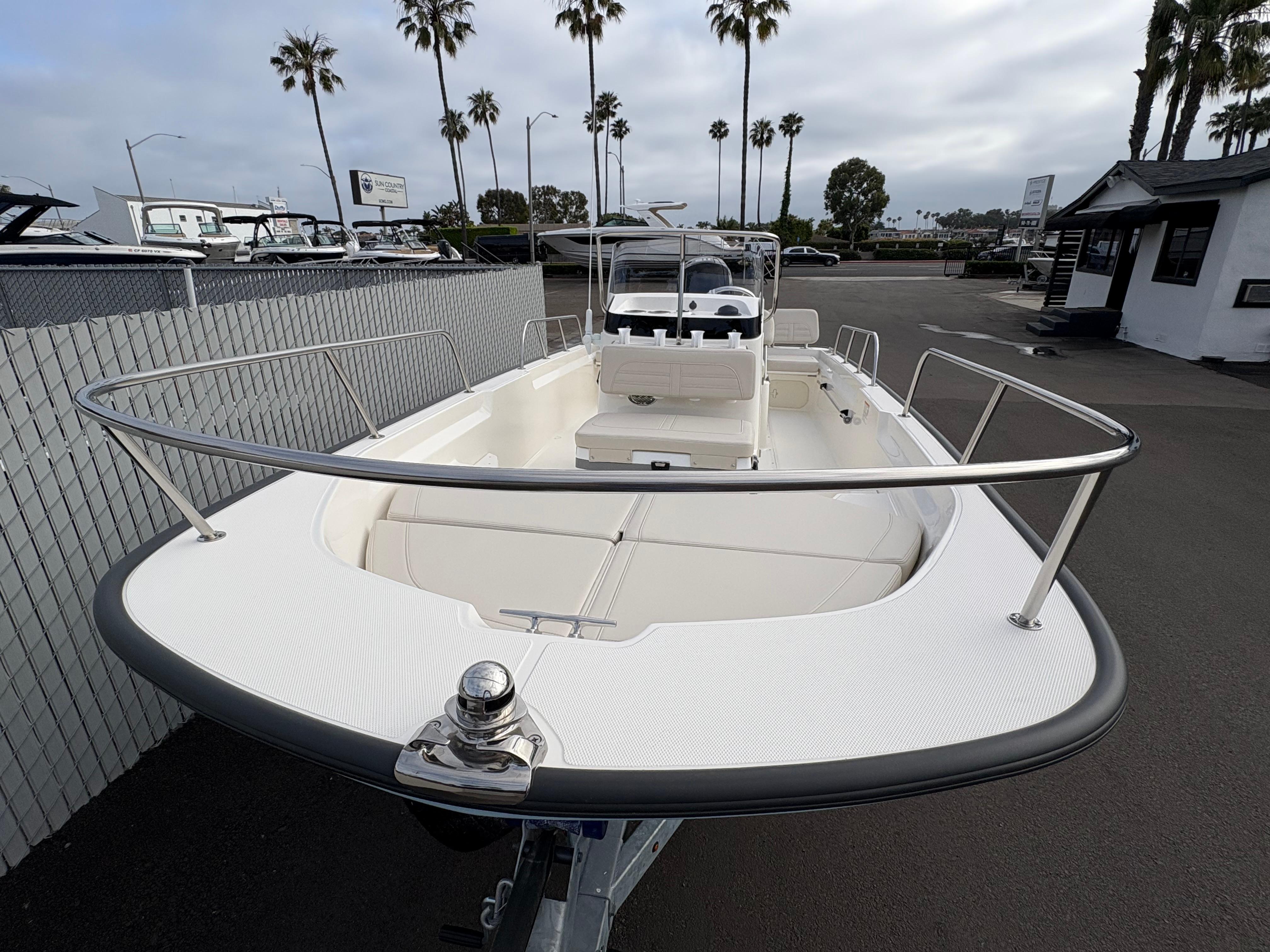 2025 Boston Whaler 170 Montauk #BW0606D inventory image at Sun Country Marine Group, Newport Beach 2025 Boston Whaler 170 Montauk #BW0606D inventory image at Sun Country Marine Group, Newport Beach
