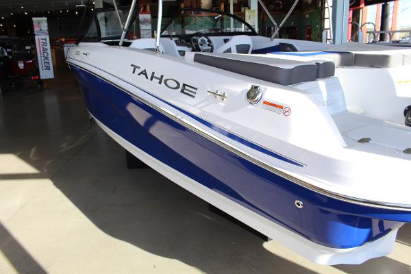 2022 Tahoe boat for sale, model of the boat is 200 S & Image # 4 of 94