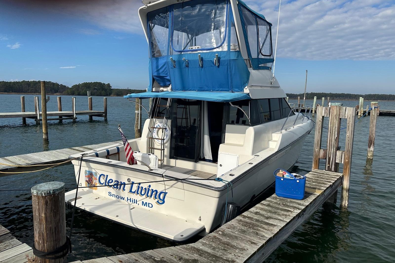 M 10622 TW Knot 10 Yacht Sales M 10622 TW Knot 10 Yacht Sales