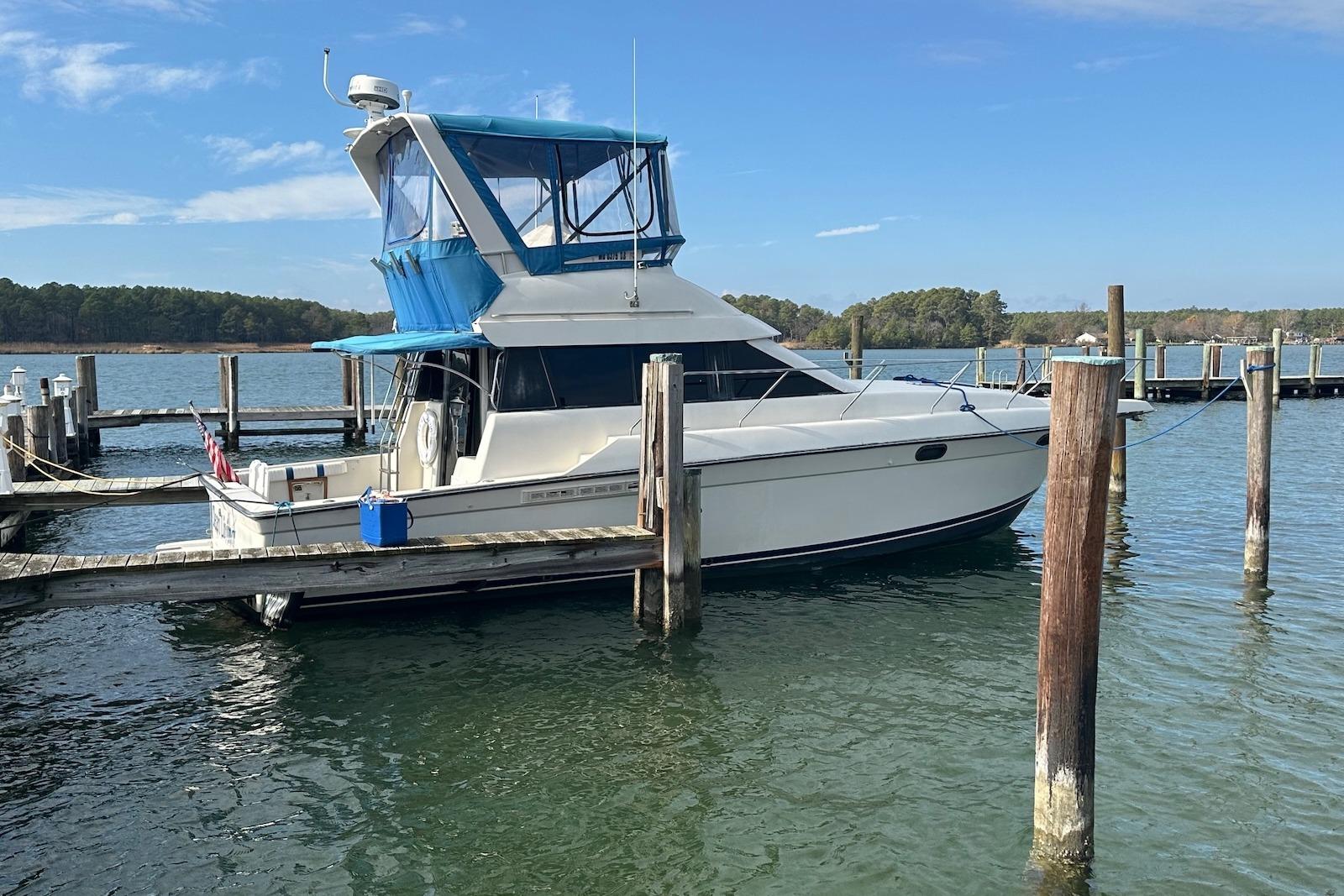 M 10622 TW Knot 10 Yacht Sales M 10622 TW Knot 10 Yacht Sales