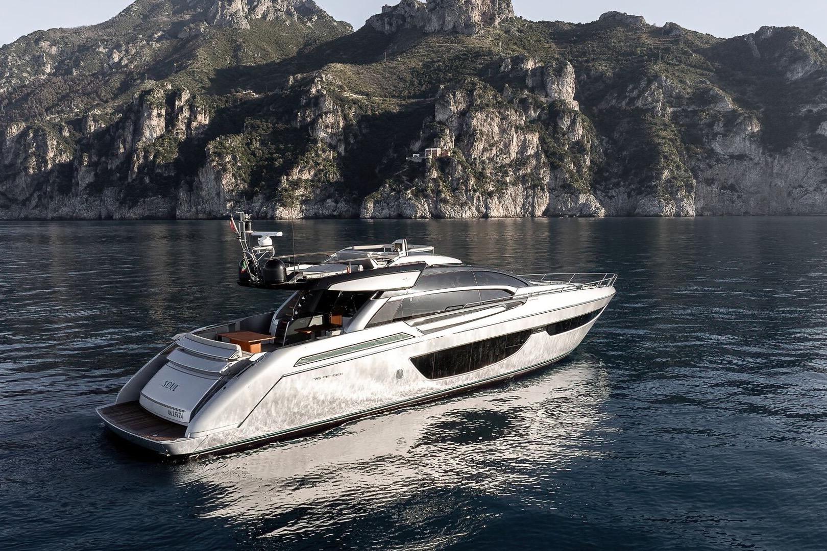 Riva 76′ Perseo