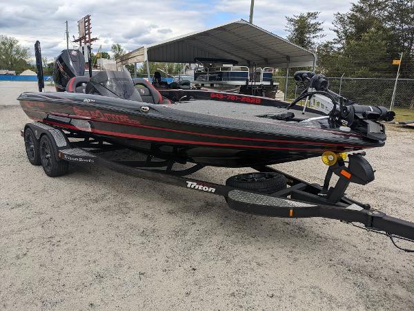 2020 Triton boat for sale, model of the boat is 20 TRX & Image # 1 of 17