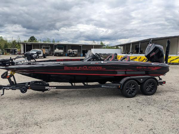 2020 Triton boat for sale, model of the boat is 20 TRX & Image # 4 of 17