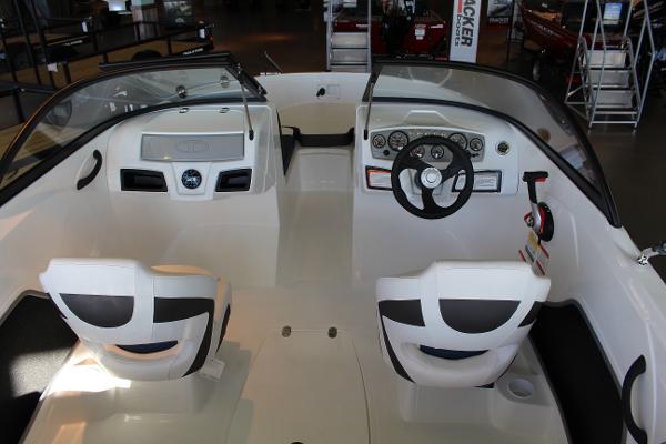 2022 Tahoe boat for sale, model of the boat is 185 S & Image # 6 of 68
