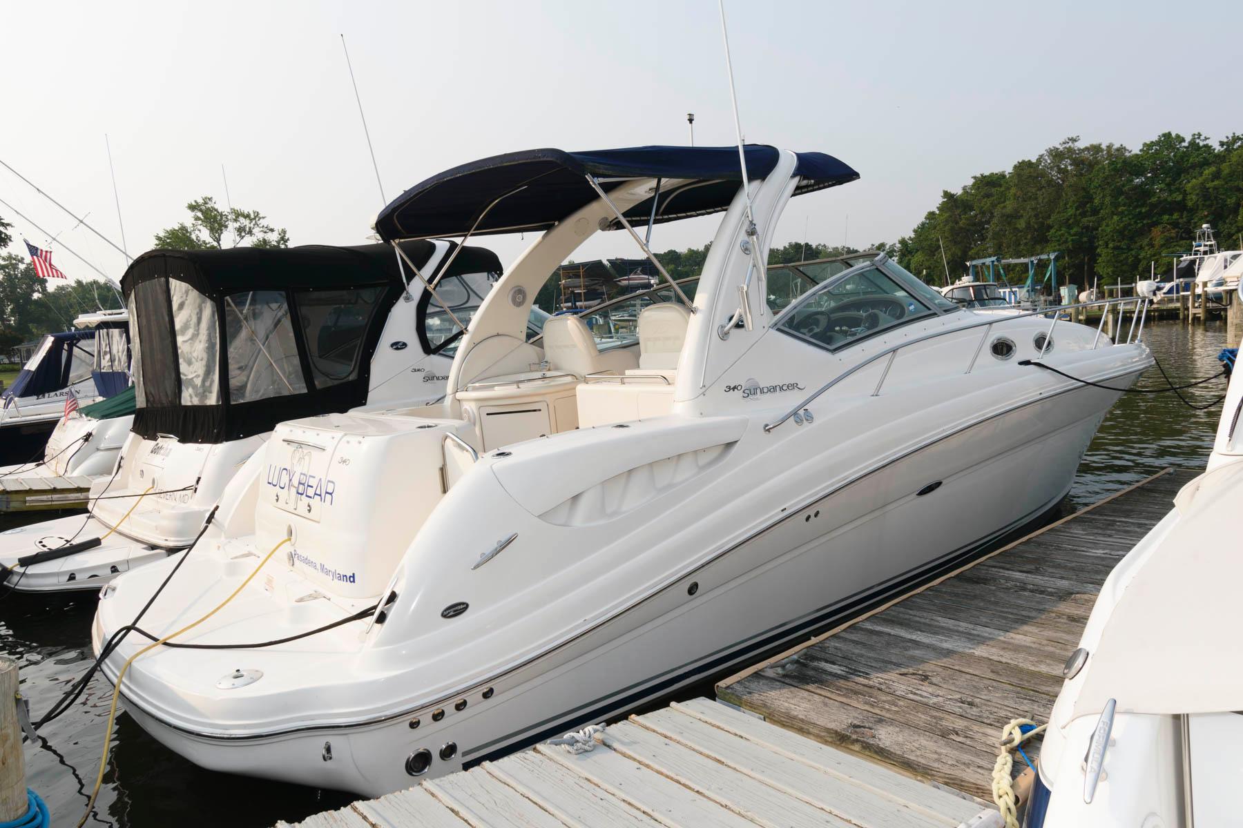 M 6323 RD Knot 10 Yacht Sales