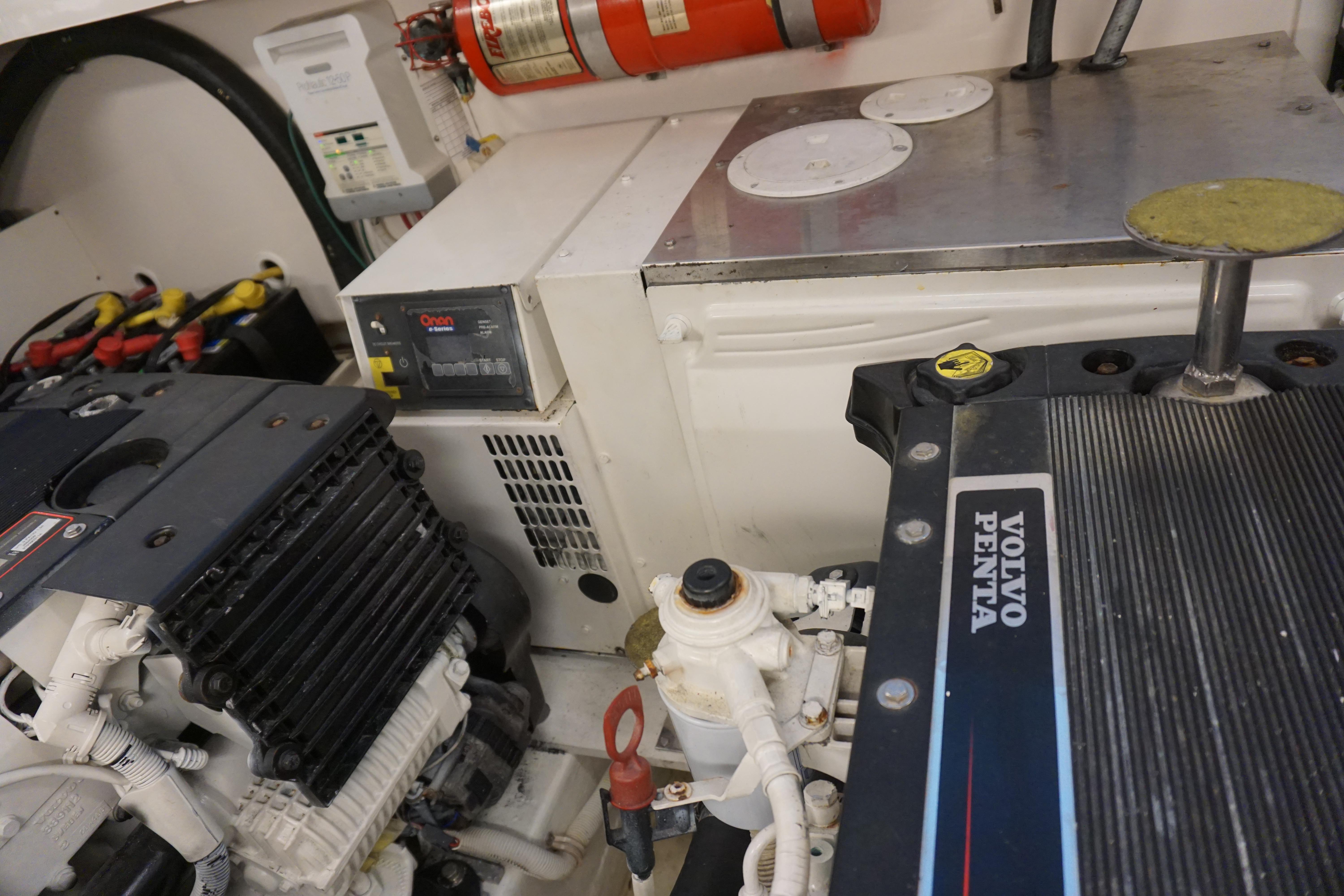 Tiara Yachts-3900 2007-The Pearl AL-US-Engine room of 2007 Tiara Yachts 3900 featuring Volvo Penta components and fire safety equipment.-9804631 | Thumbnail