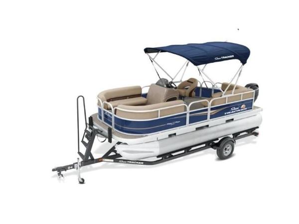 2022 Sun Tracker boat for sale, model of the boat is Party Barge® 18 DLX & Image # 35 of 44