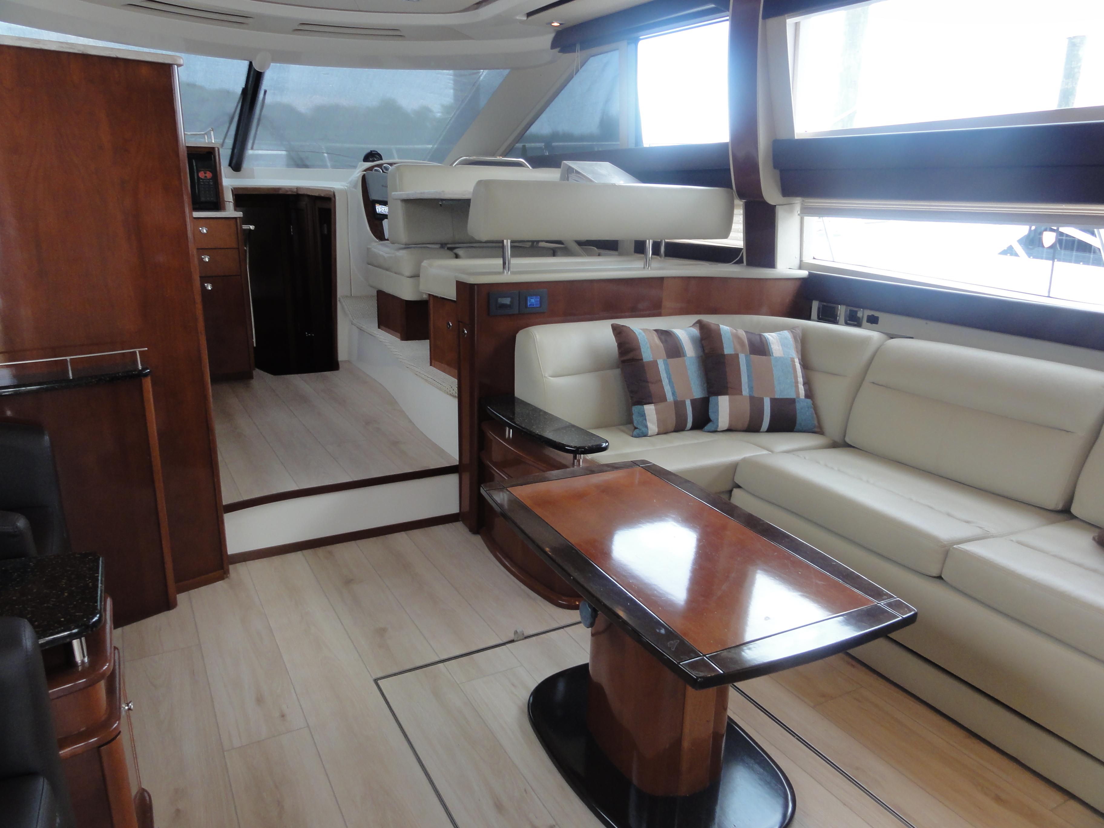 Meridian-441 Sedan 2009-Be Lisamo RI-US-Luxurious interior of a 2009 Meridian 441 Sedan yacht with elegant seating and wooden finishes.-9714633 | Thumbnail