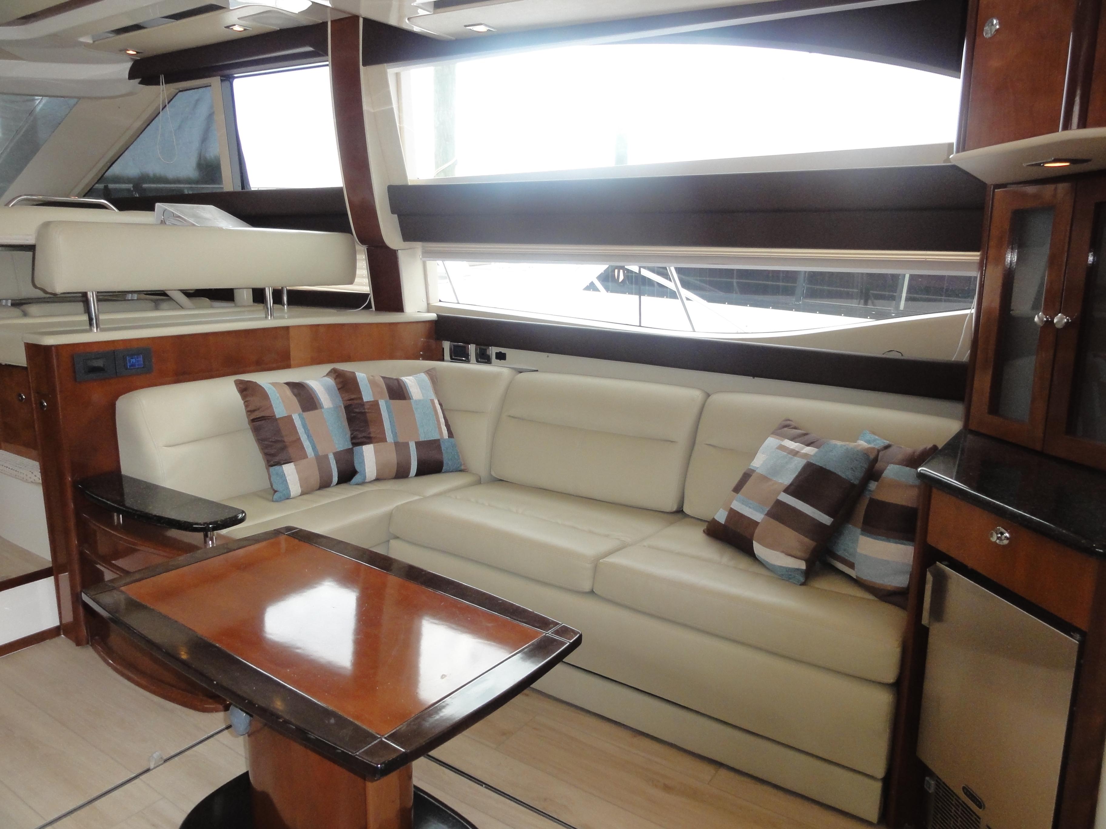 Meridian-441 Sedan 2009-Be Lisamo RI-US-Luxurious interior of 2009 Meridian 441 Sedan yacht with plush seating and elegant wood finishes.-9714633 | Thumbnail